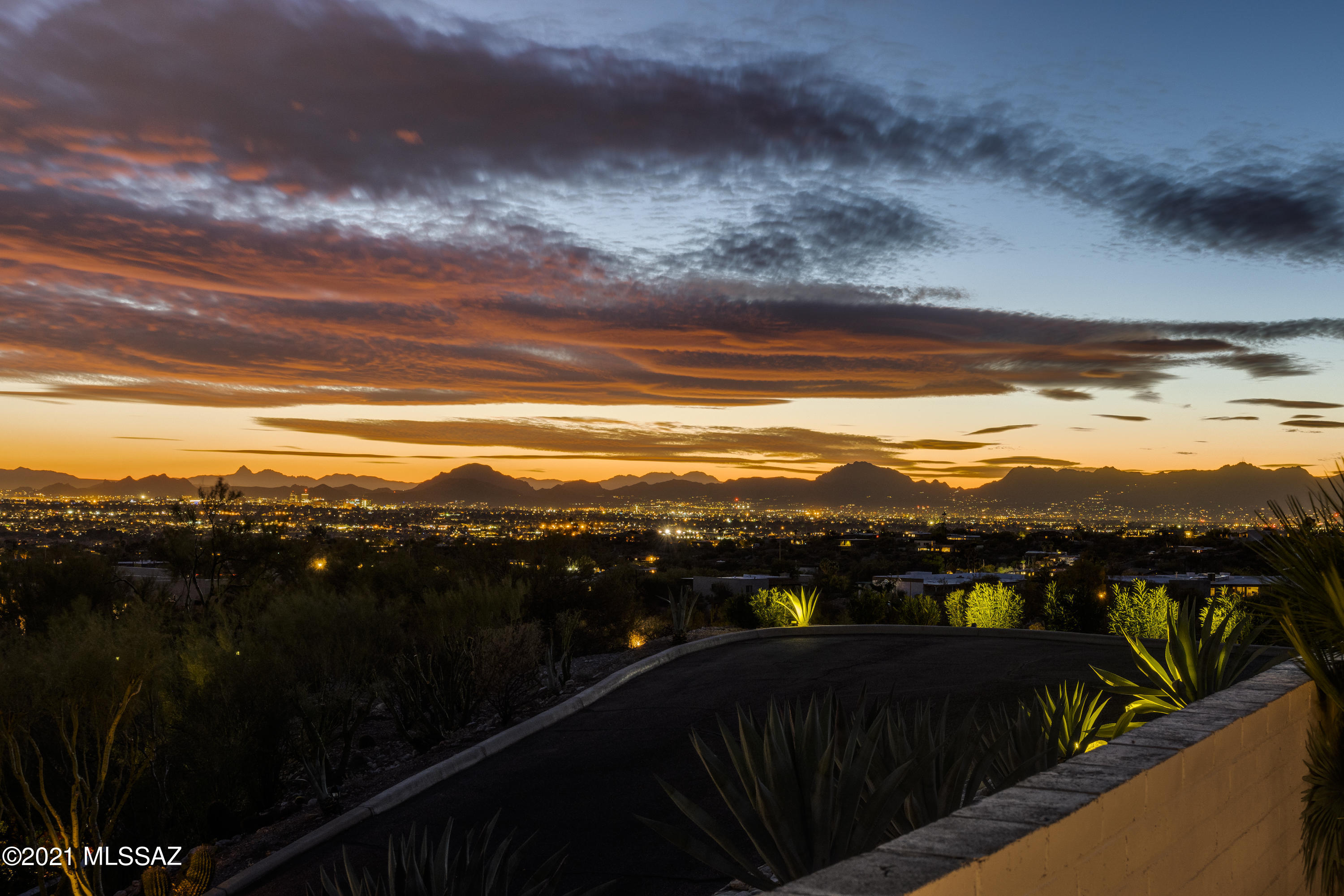 4635 N Paseo Pitiquito