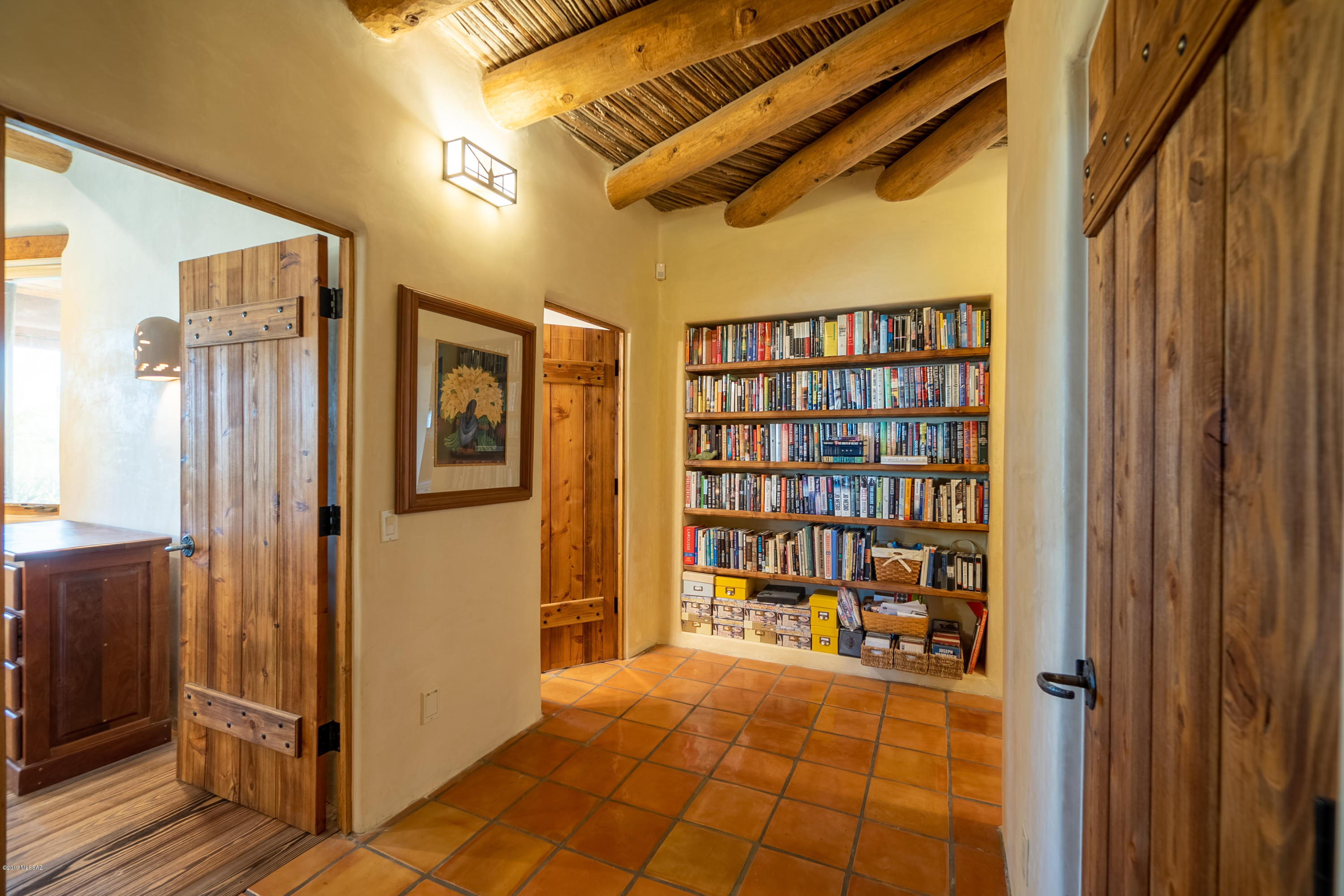 5150 N Windsong Canyon Drive