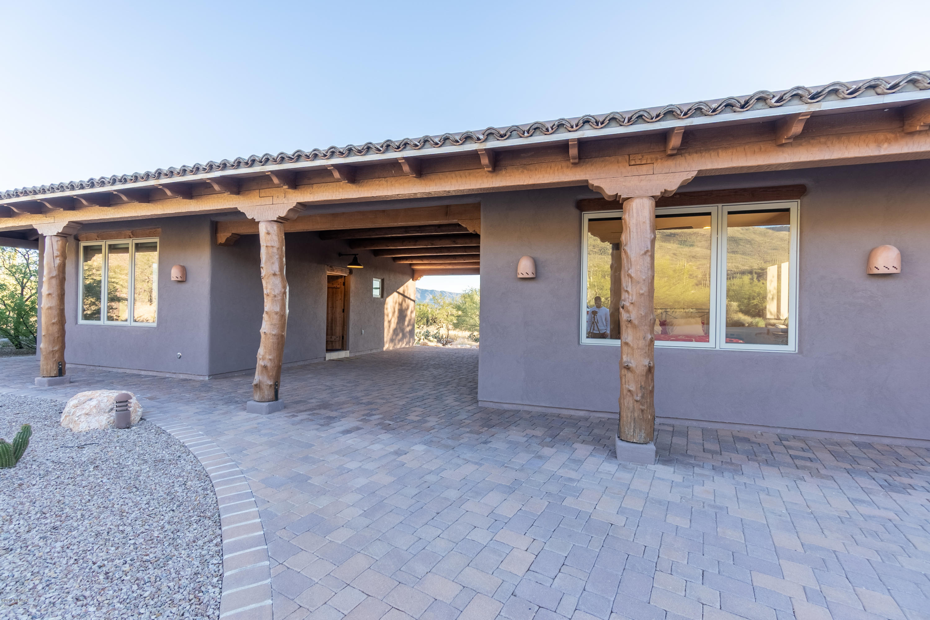 5150 N Windsong Canyon Drive