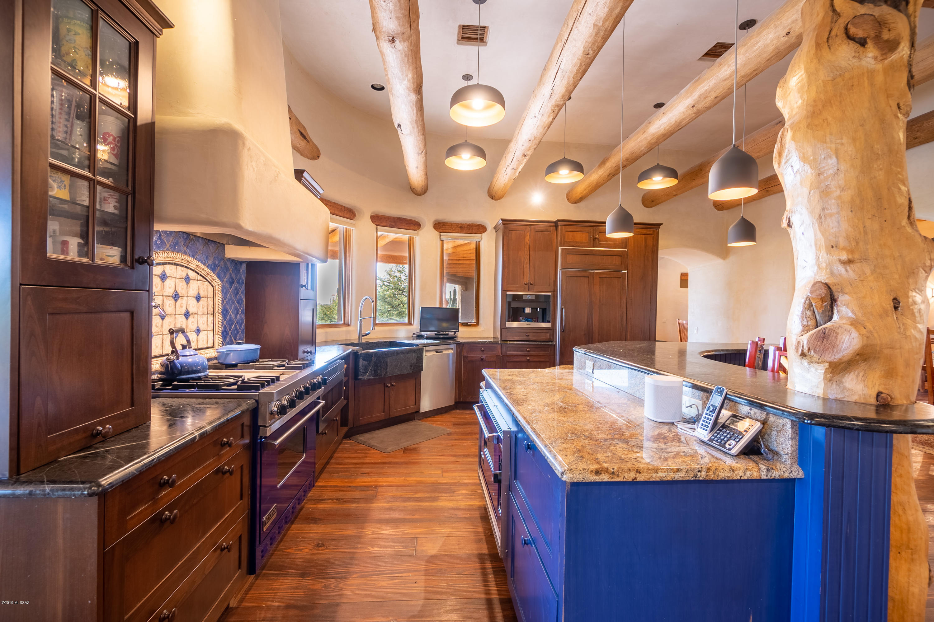 5150 N Windsong Canyon Drive