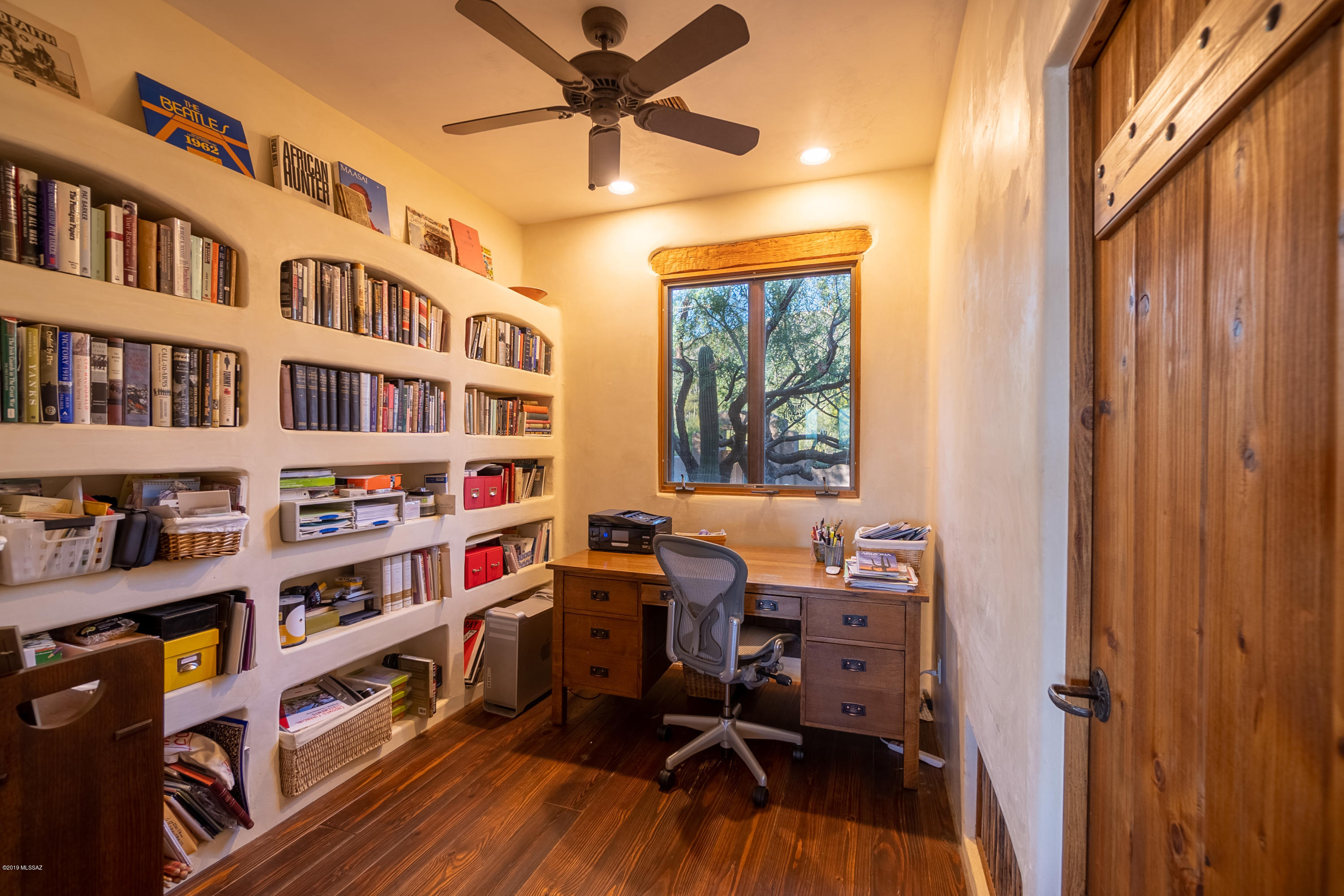 5150 N Windsong Canyon Drive