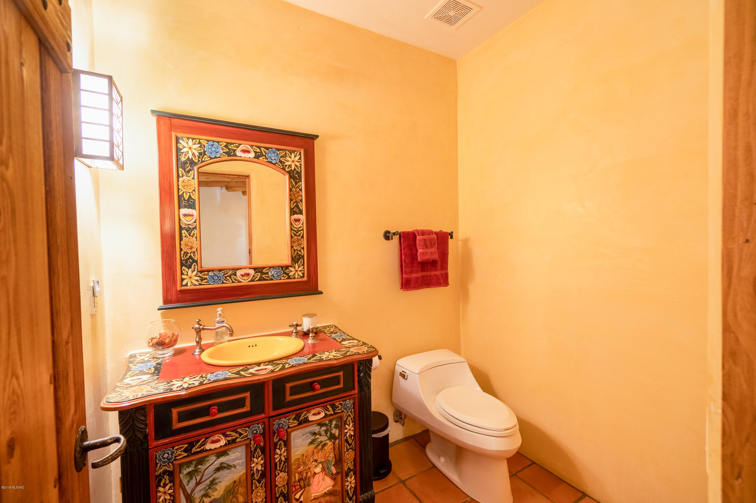 5150 N Windsong Canyon Drive