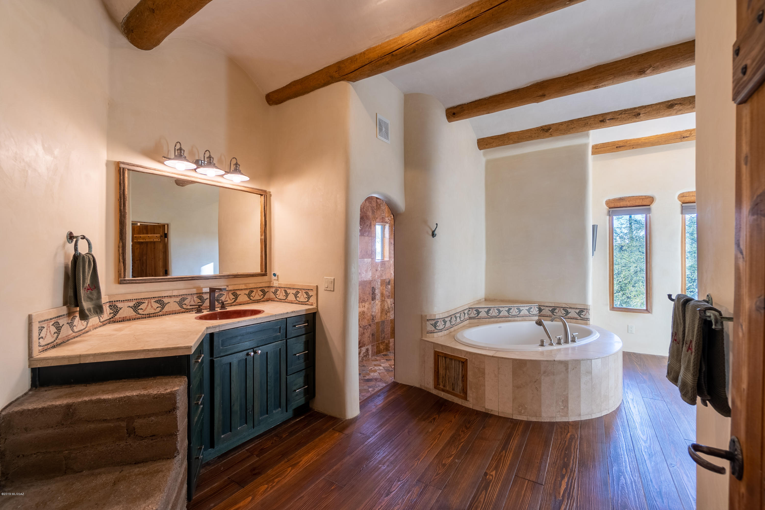 5150 N Windsong Canyon Drive