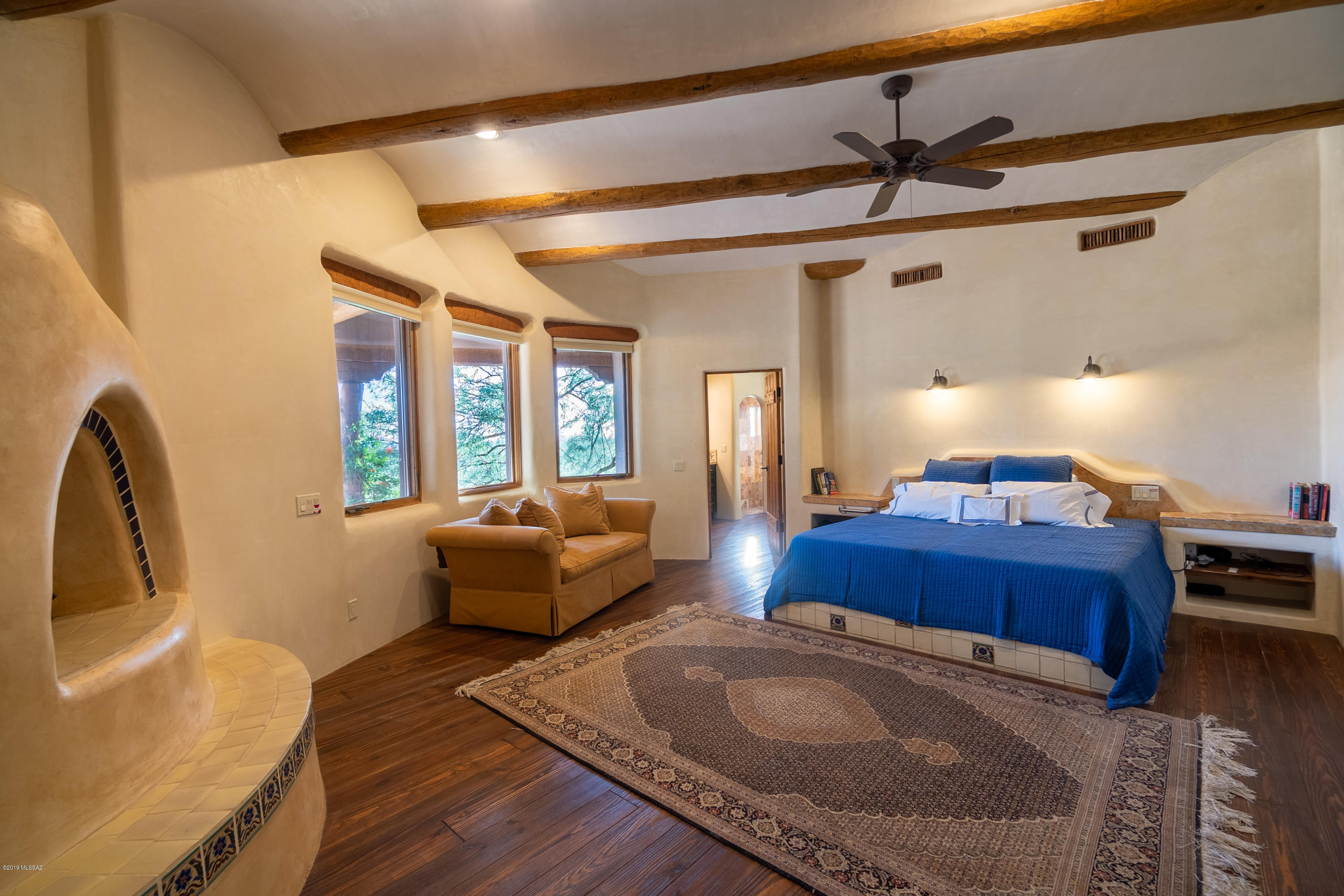 5150 N Windsong Canyon Drive