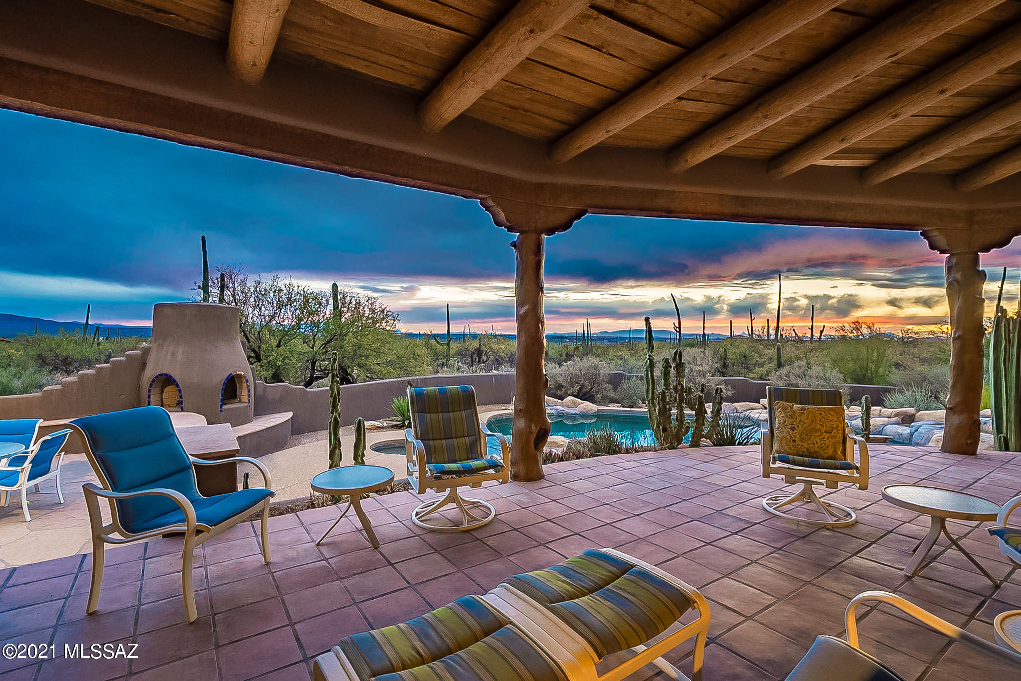 5150 N Windsong Canyon Drive