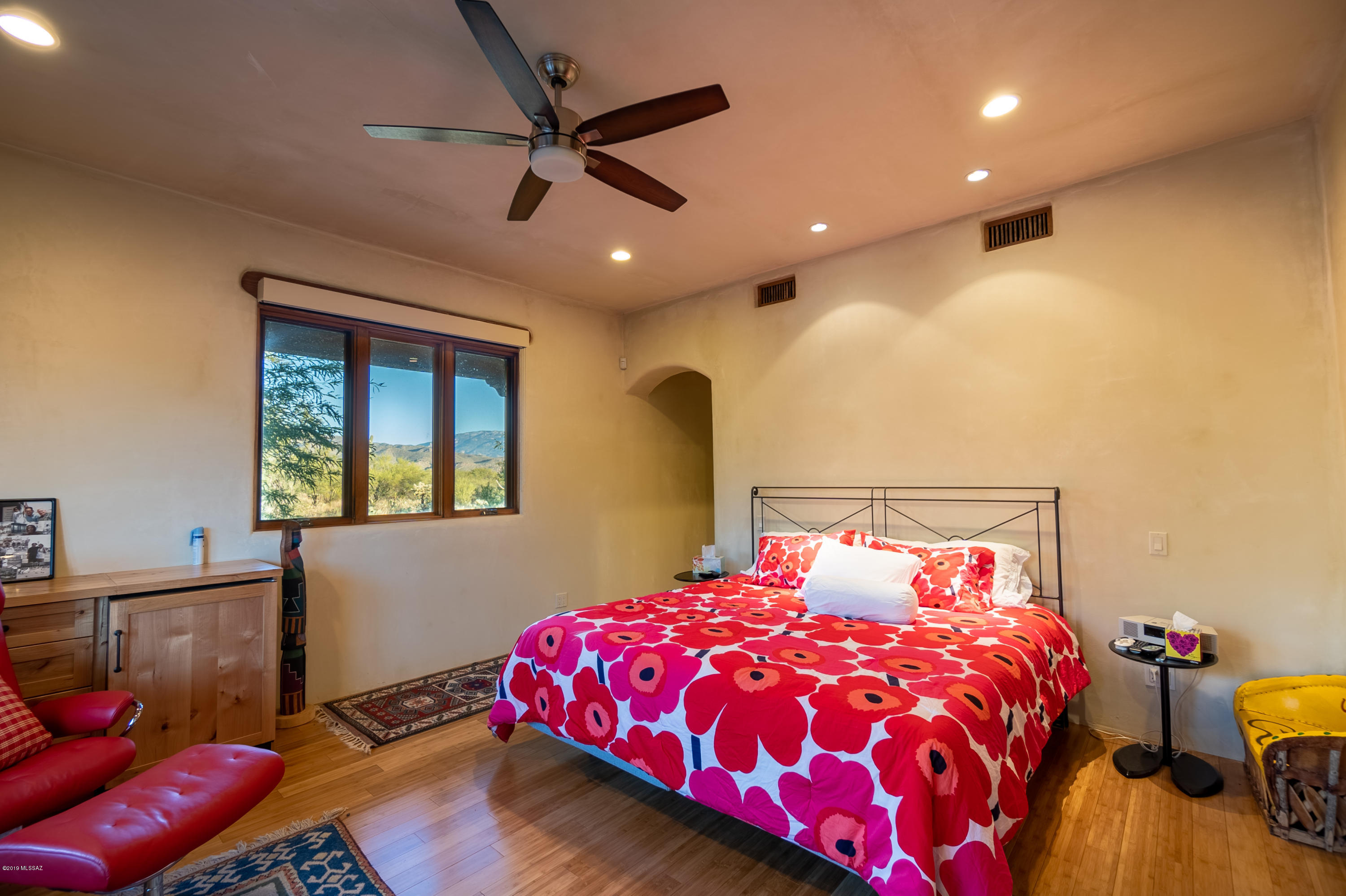 5150 N Windsong Canyon Drive