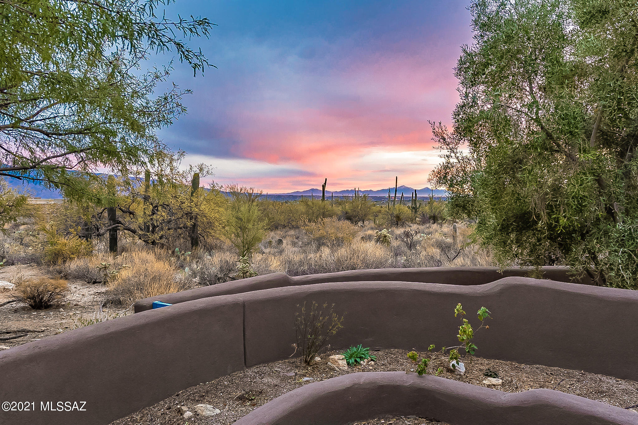 5150 N Windsong Canyon Drive