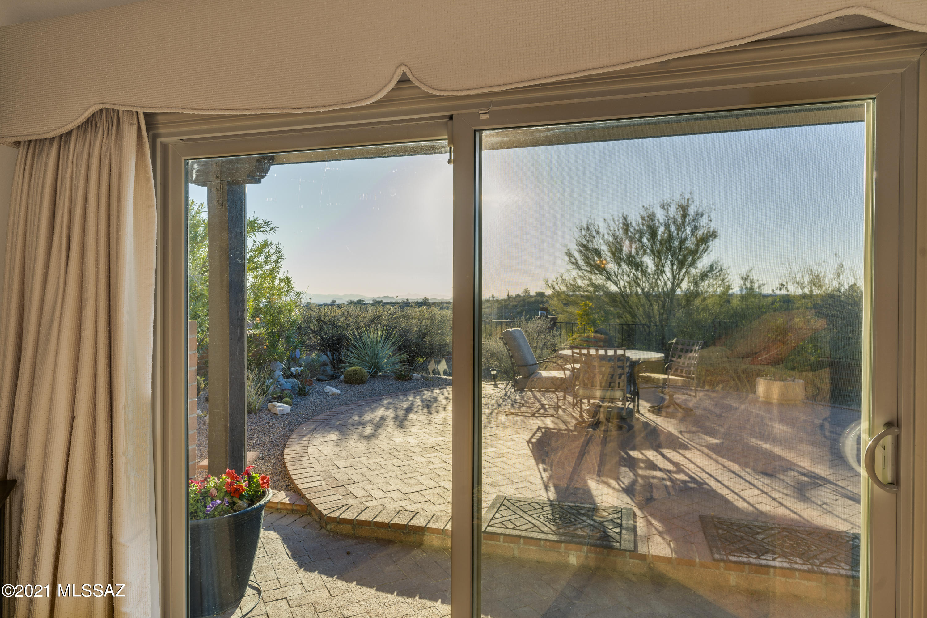 5259 N Via Velazquez