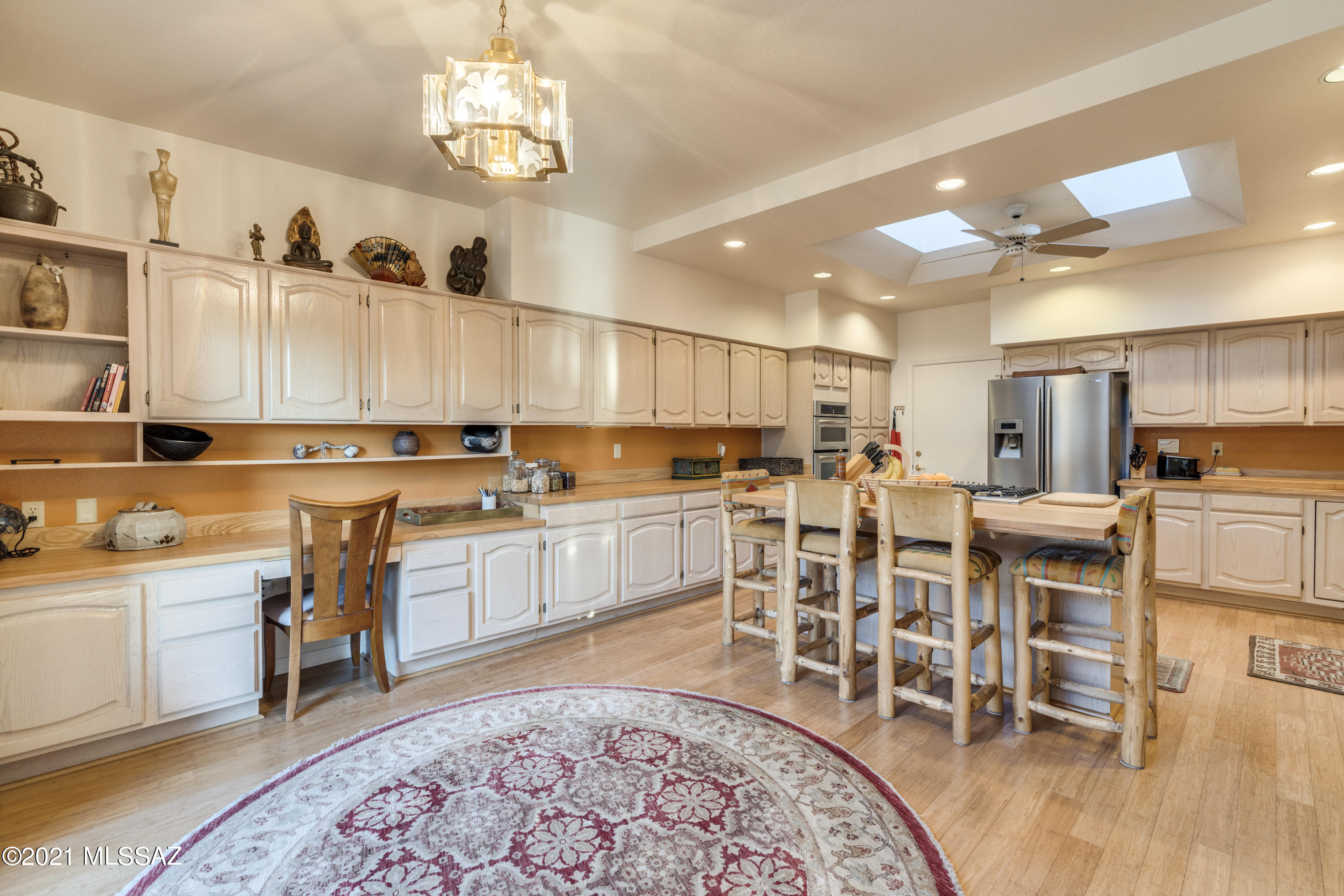 5259 N Via Velazquez