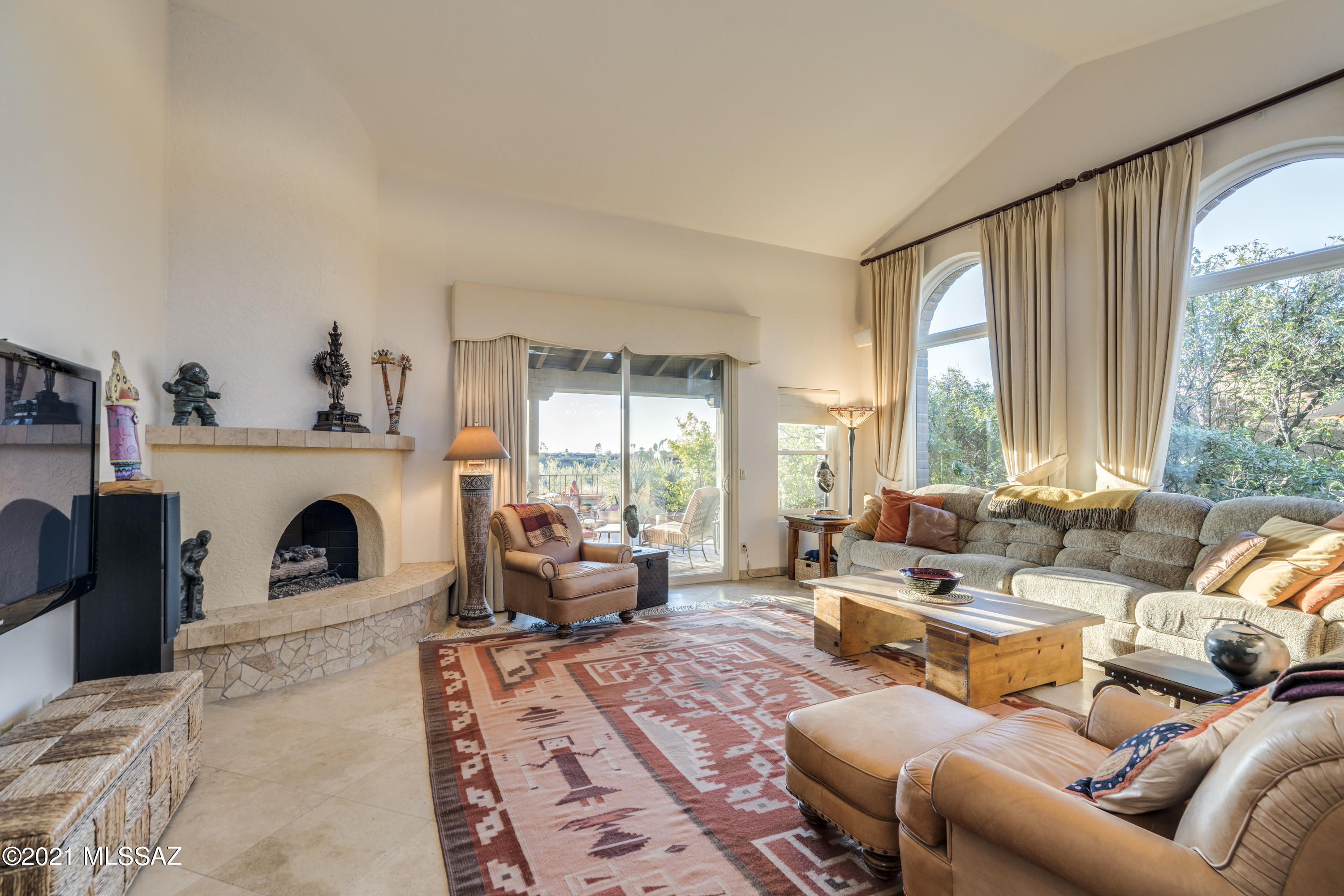 5259 N Via Velazquez