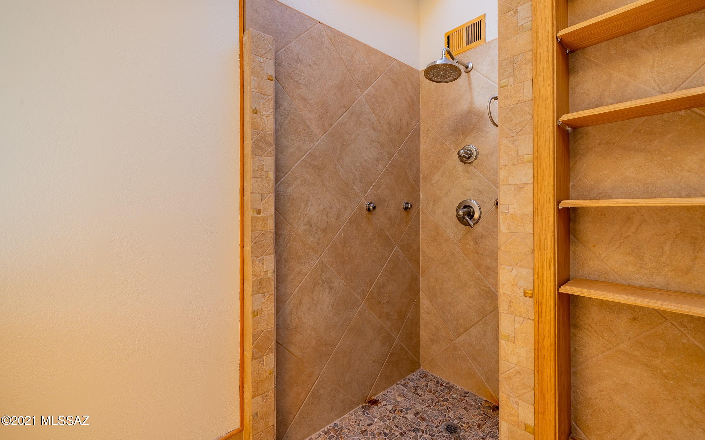3607 E Marble Peak Place