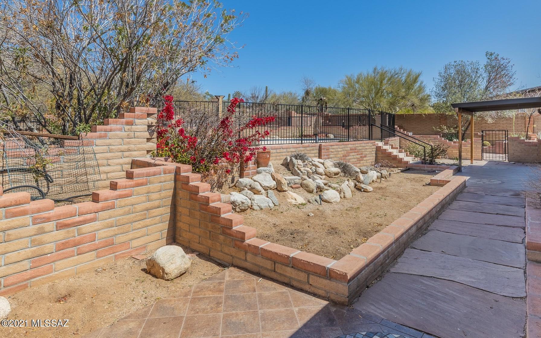 3607 E Marble Peak Place
