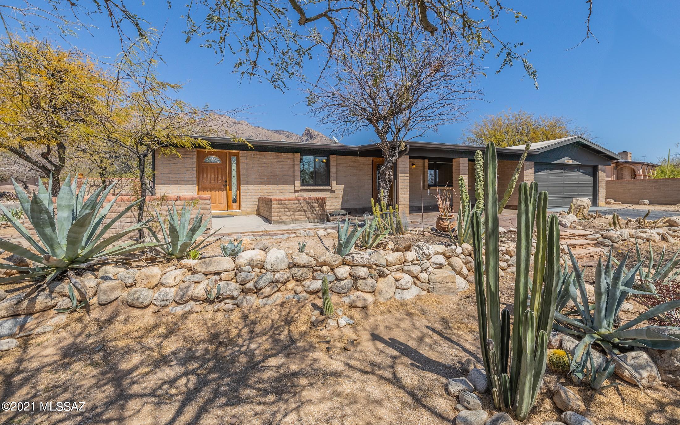 3607 E Marble Peak Place