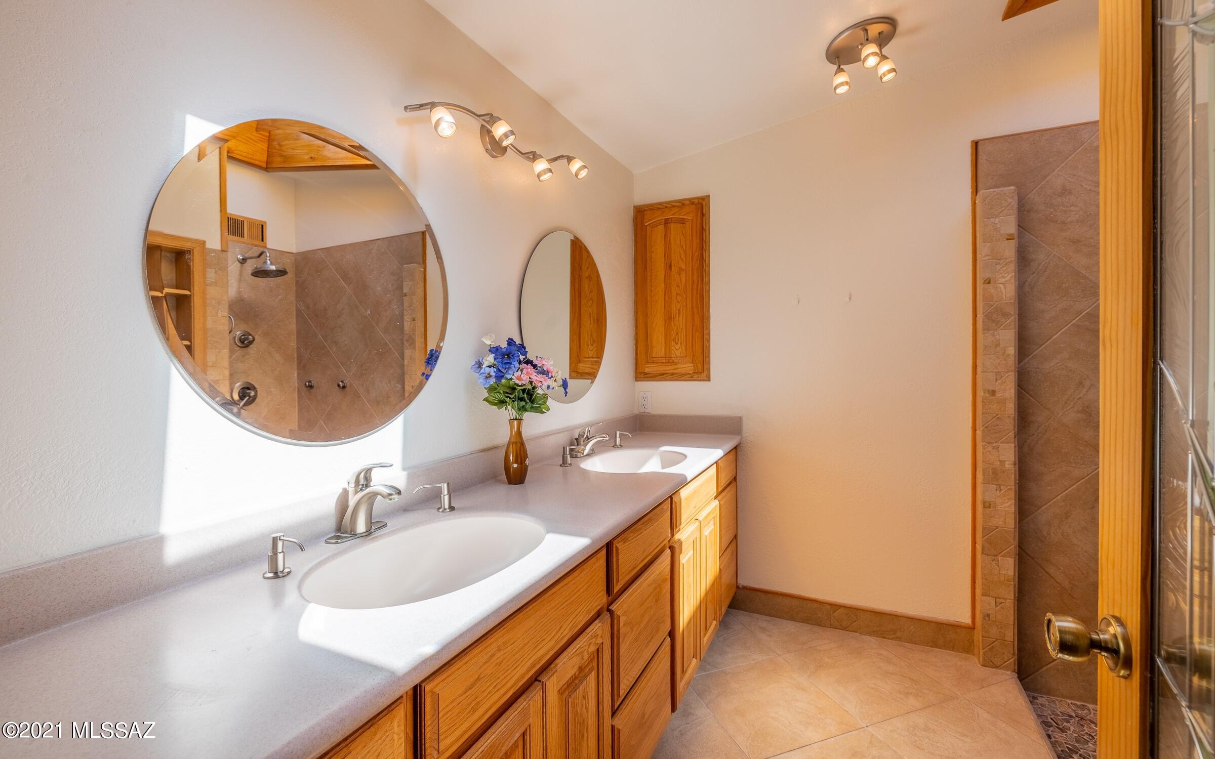 3607 E Marble Peak Place