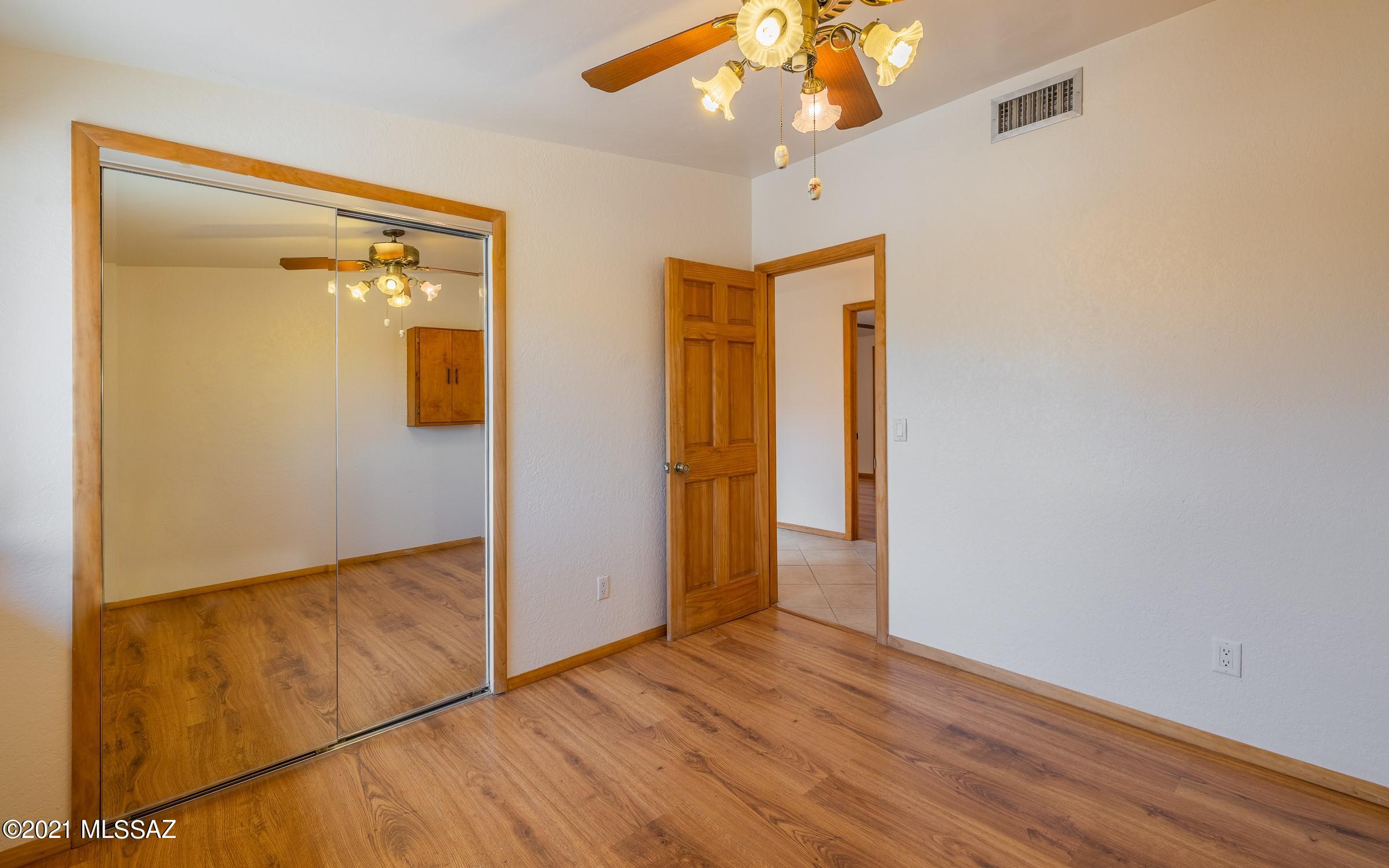 3607 E Marble Peak Place