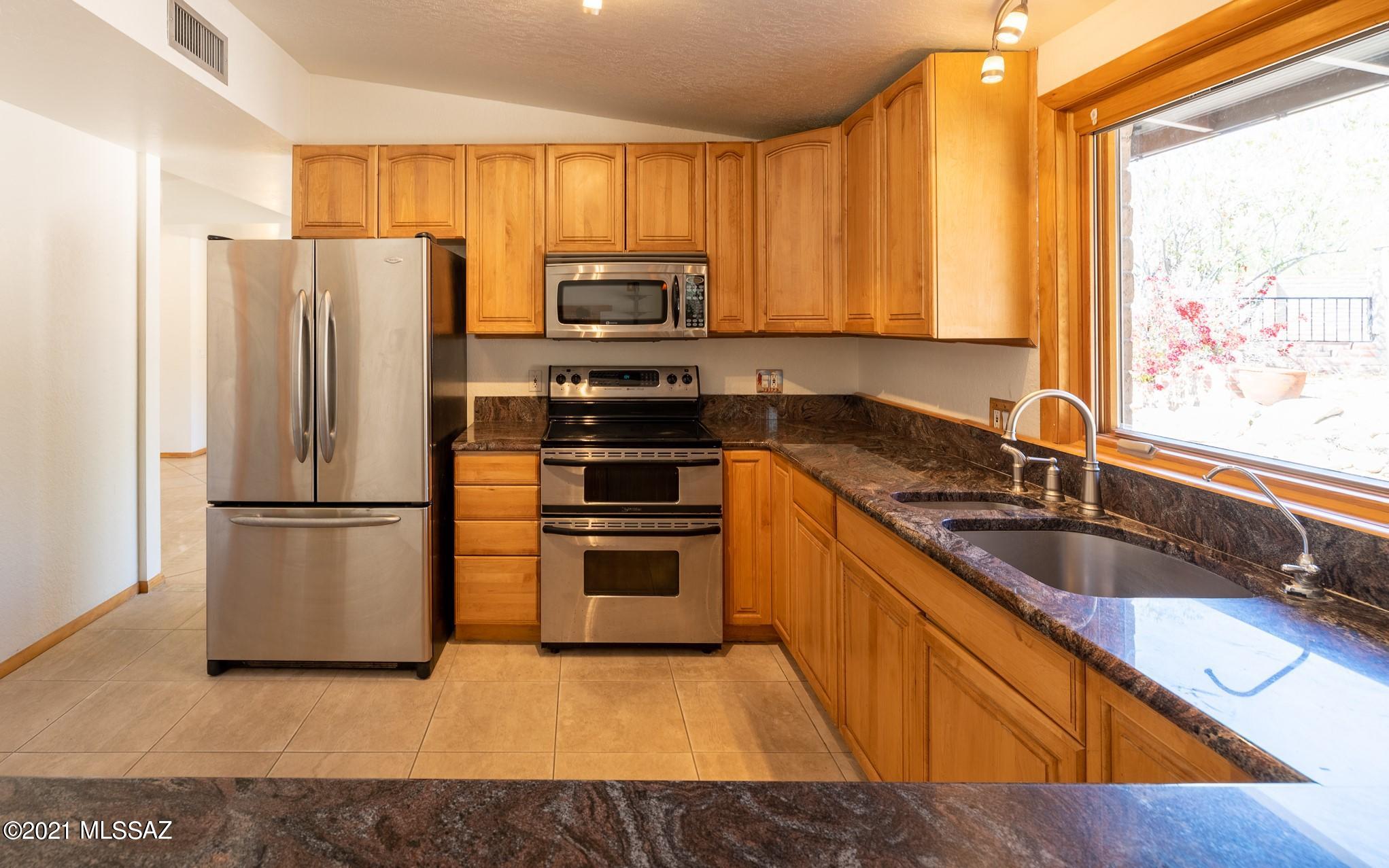 3607 E Marble Peak Place