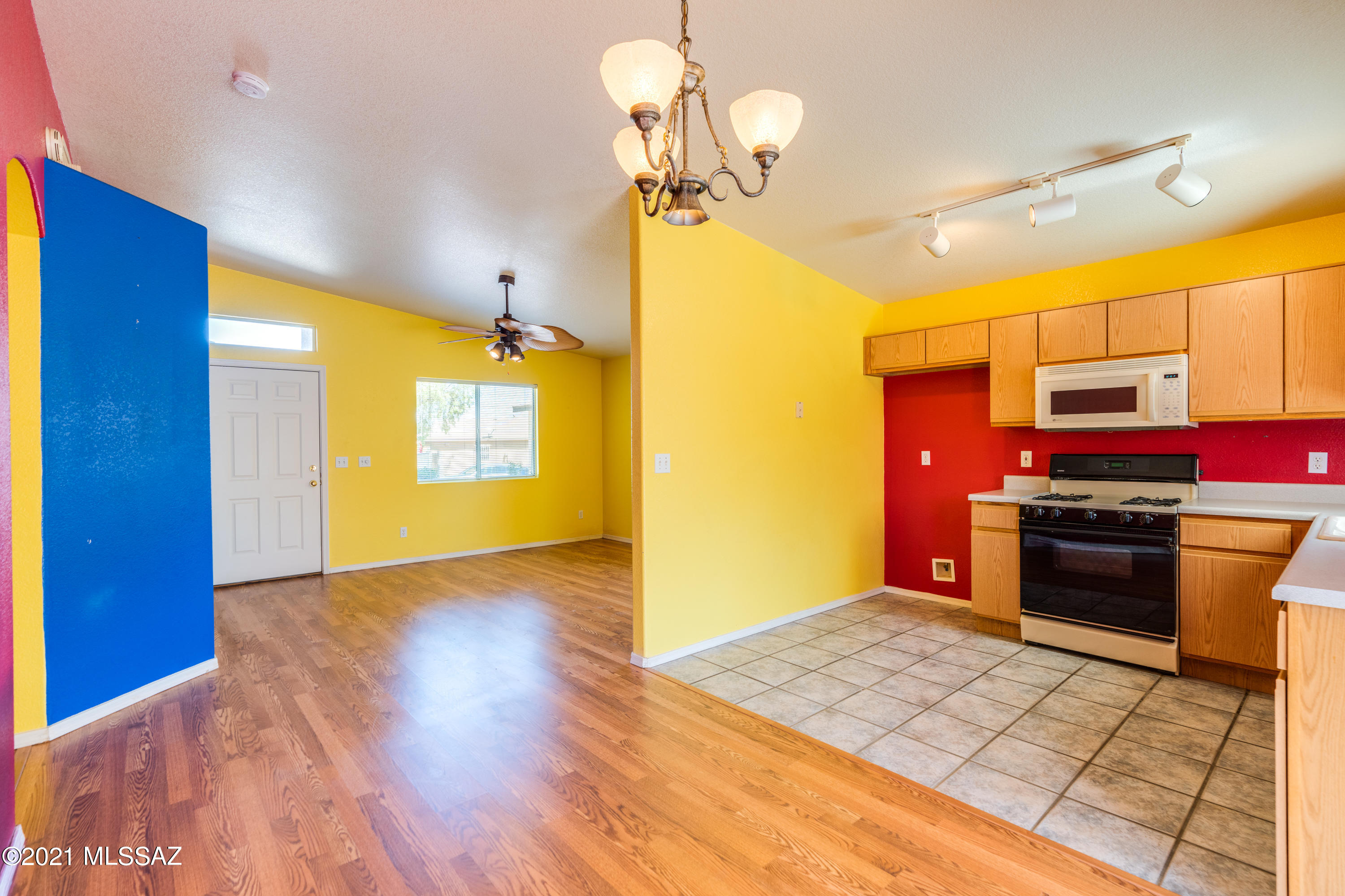 1851 W Horn Mesa Place