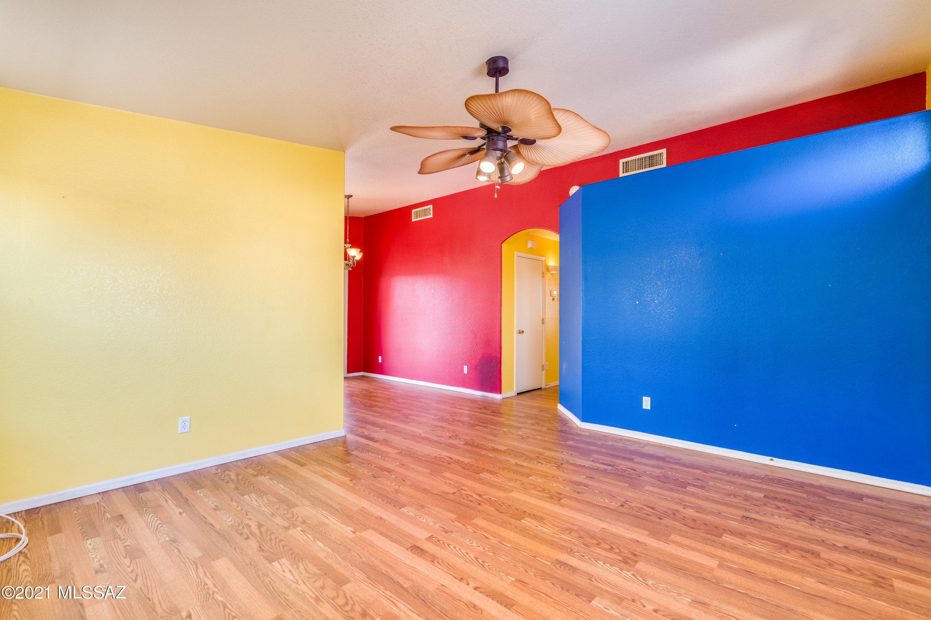 1851 W Horn Mesa Place