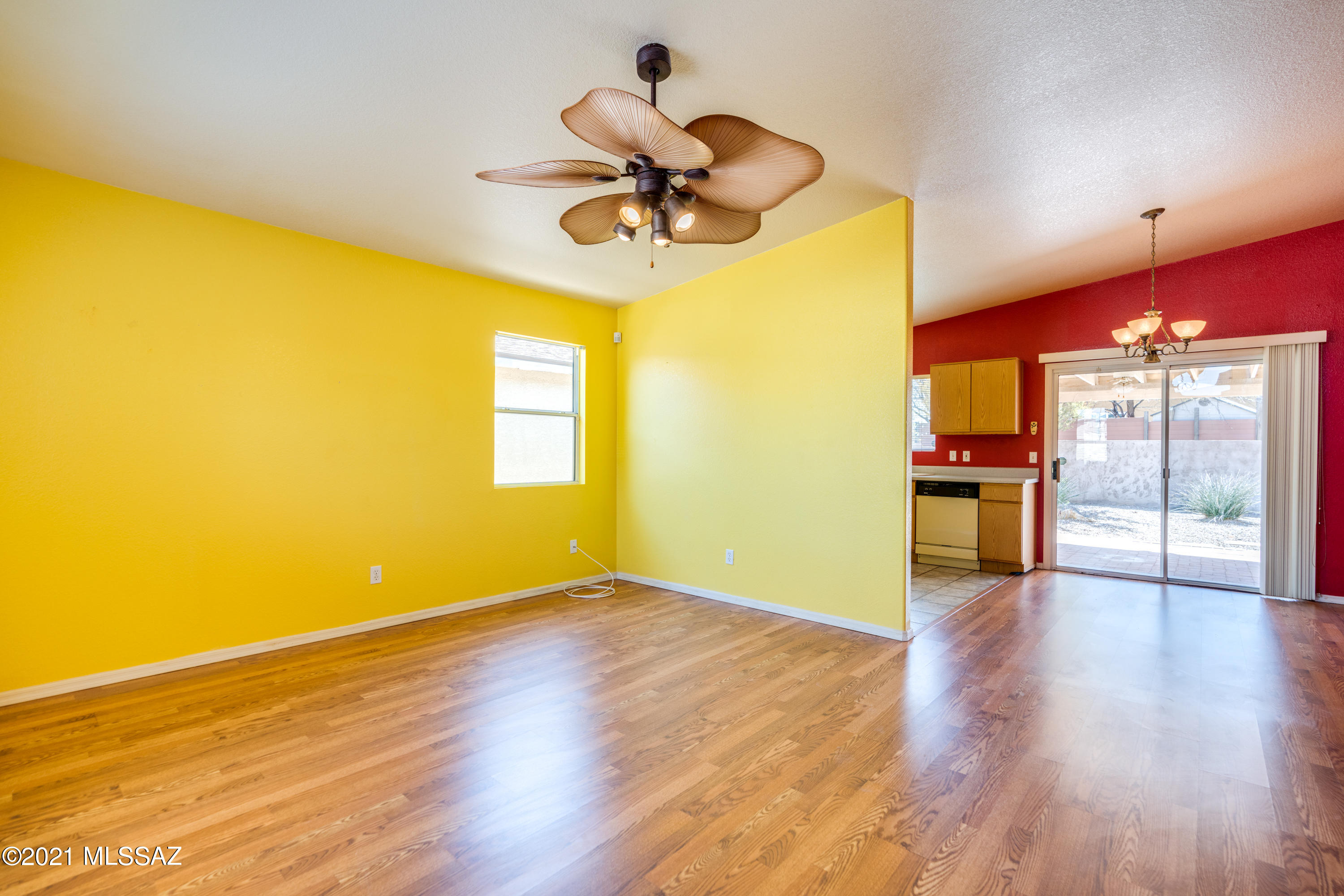 1851 W Horn Mesa Place