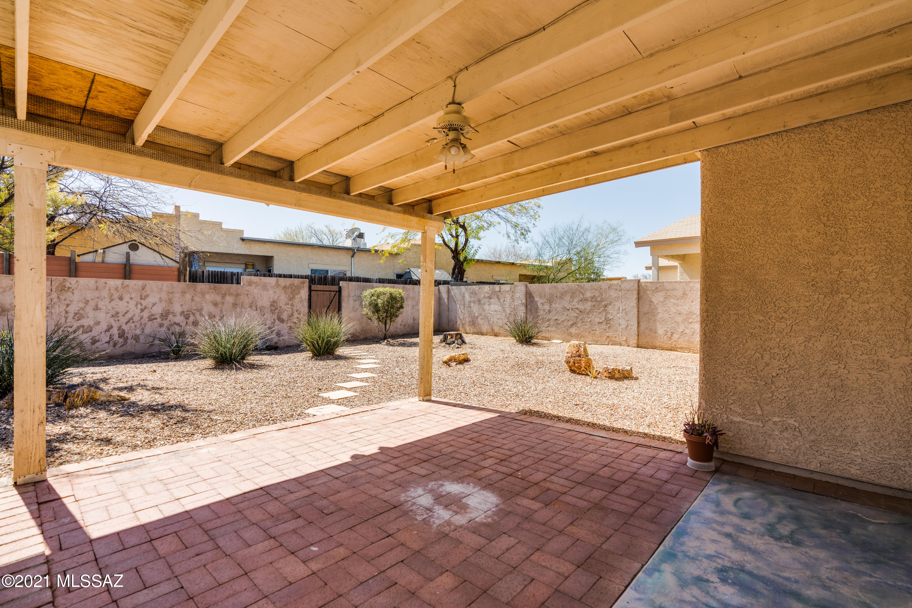 1851 W Horn Mesa Place