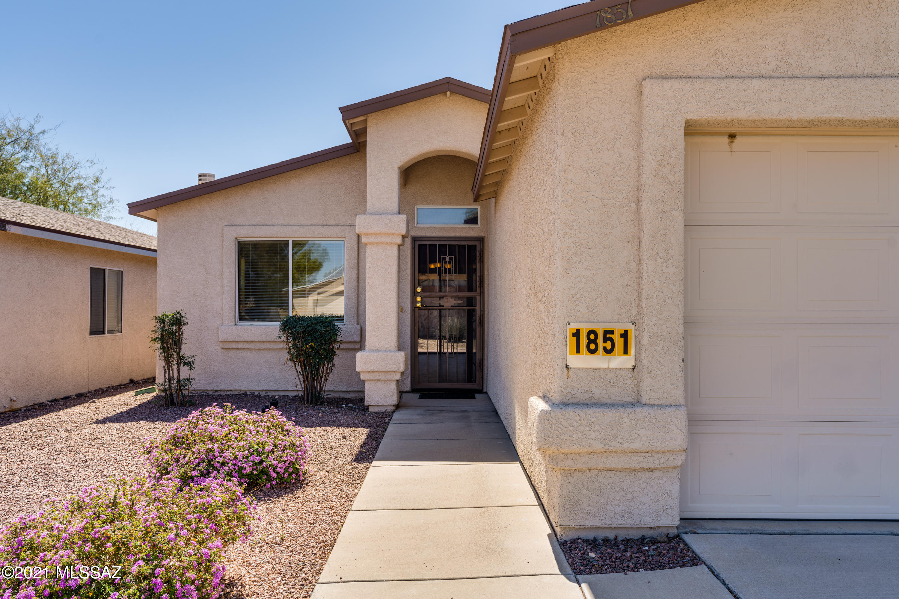 1851 W Horn Mesa Place