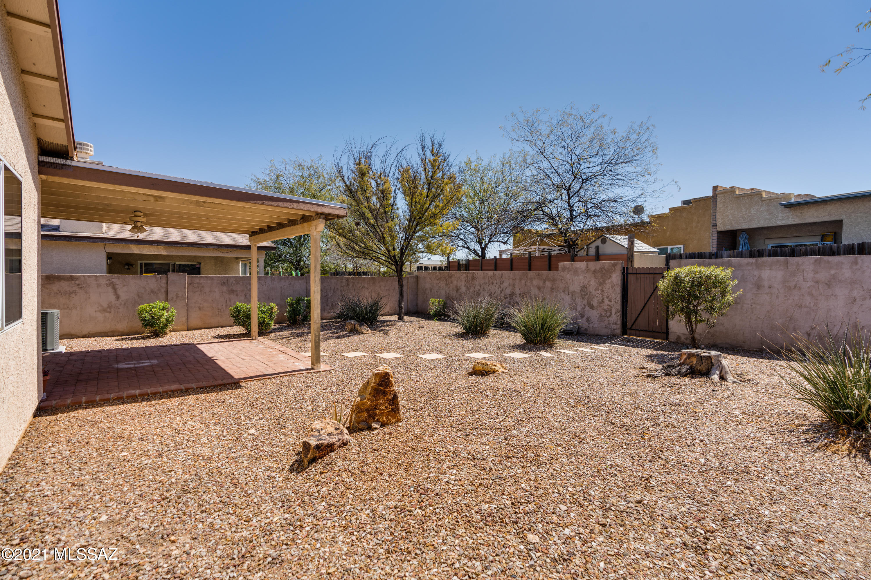 1851 W Horn Mesa Place