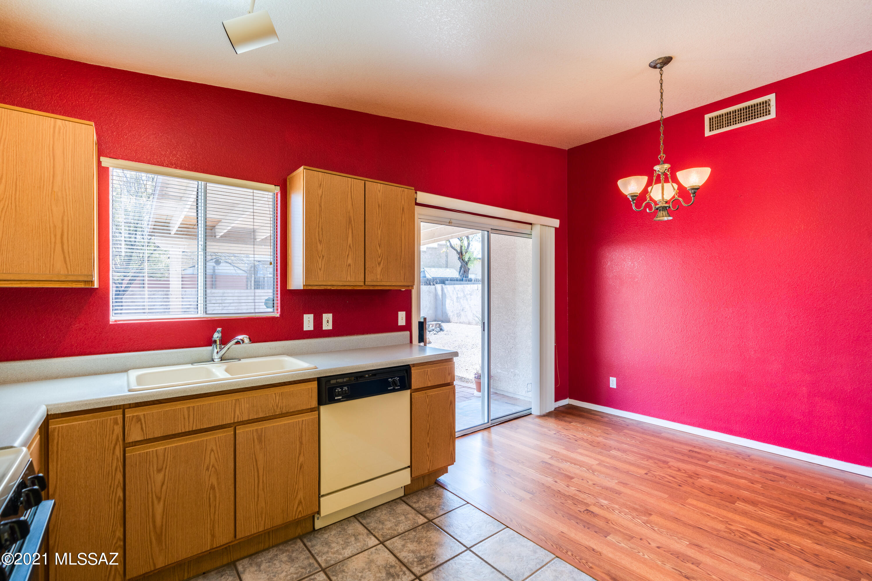 1851 W Horn Mesa Place