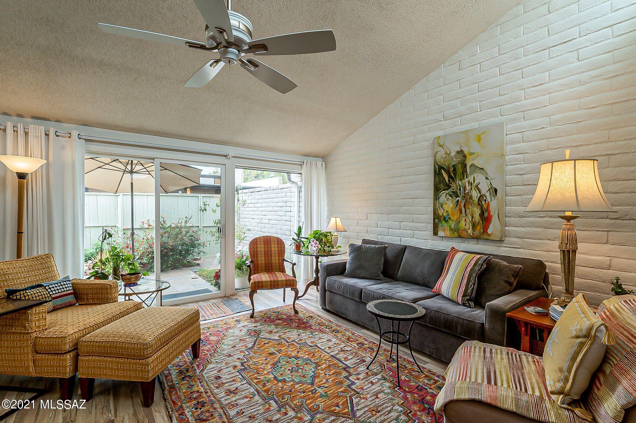 5701 E Glenn Street Unit: 18