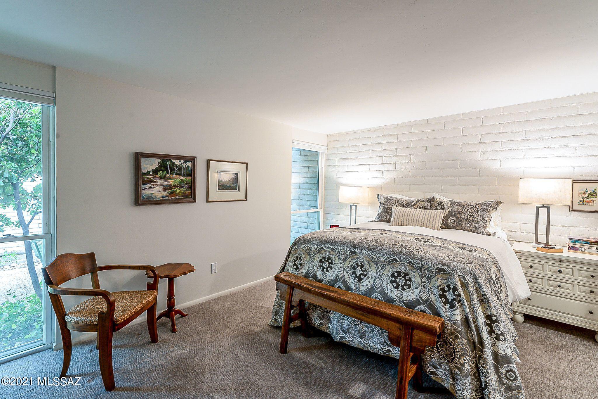 5701 E Glenn Street Unit: 18