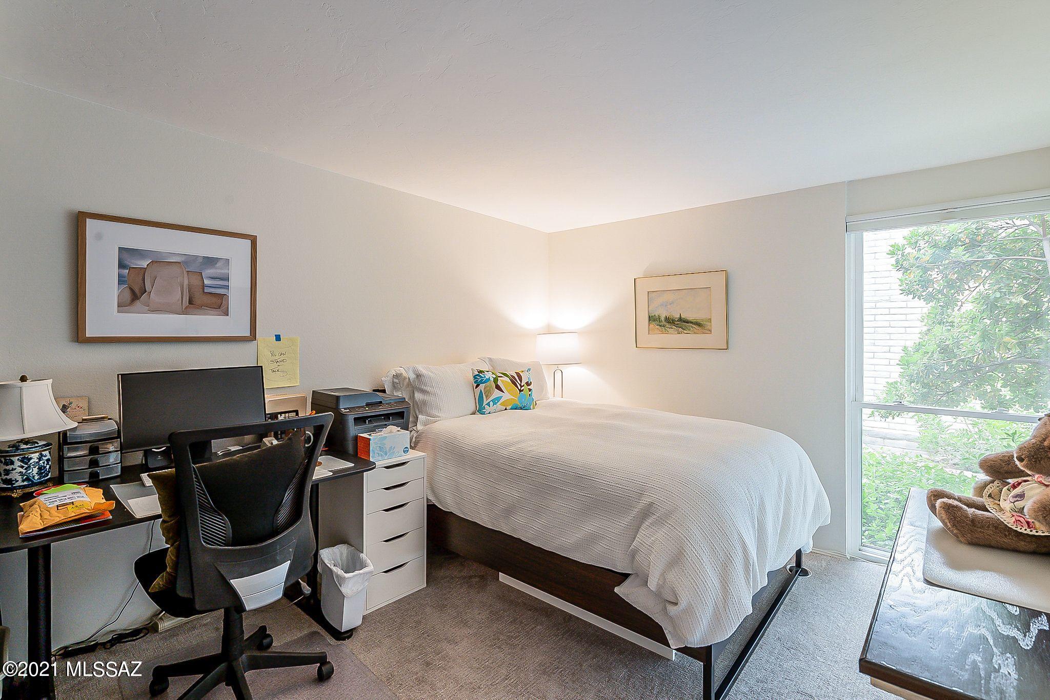 5701 E Glenn Street Unit: 18