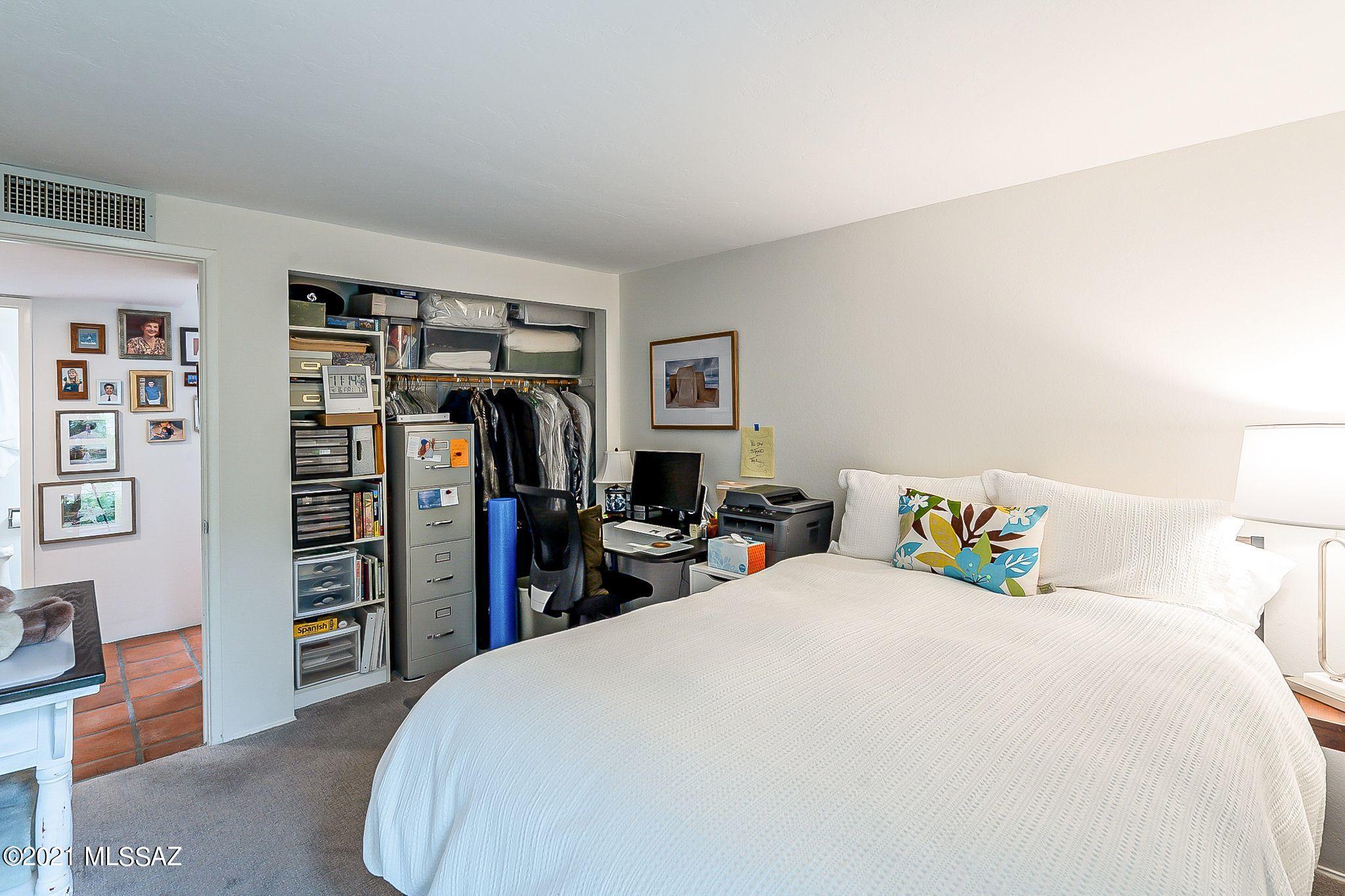 5701 E Glenn Street Unit: 18