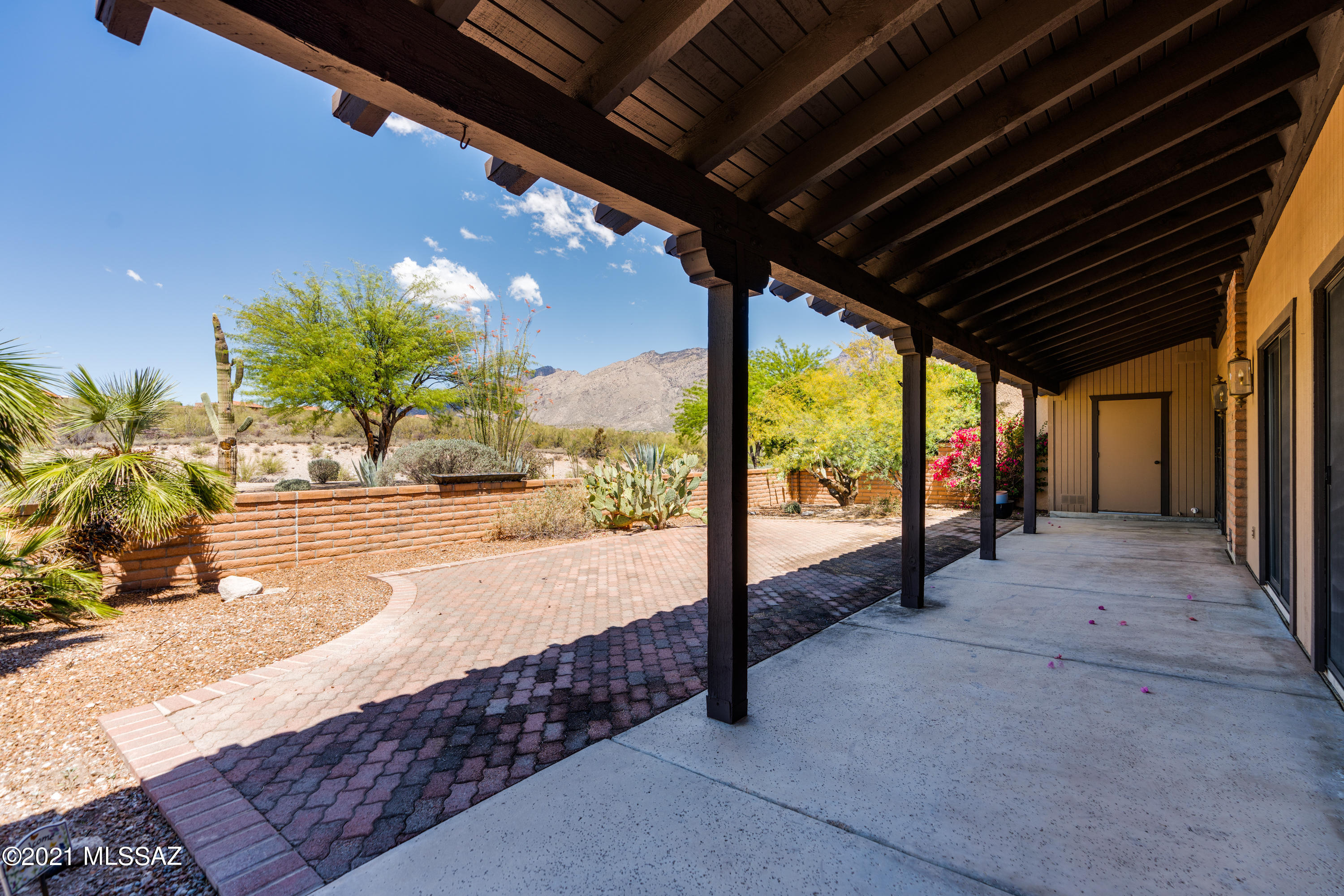 5265 N Strada de Rubino