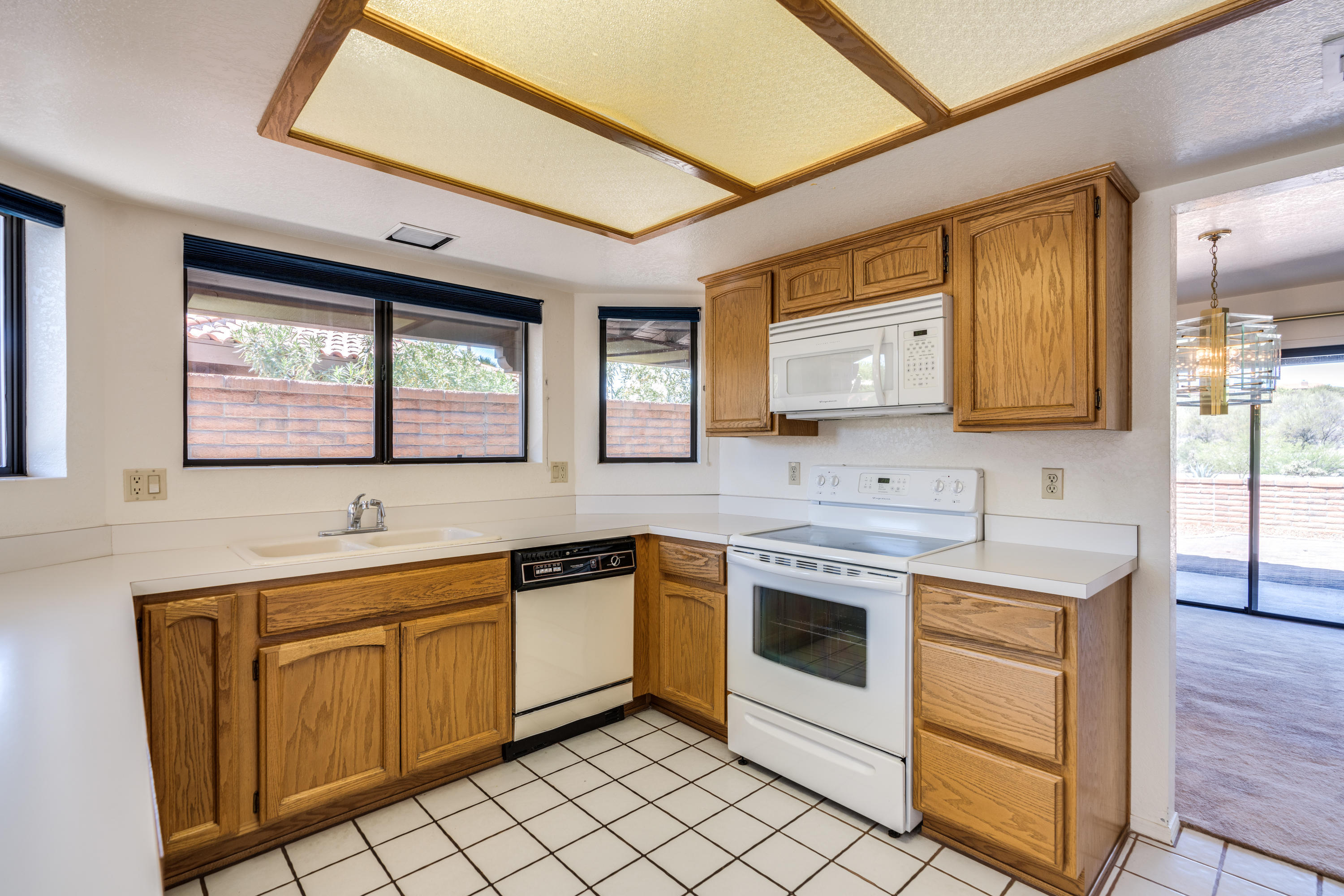 5265 N Strada de Rubino