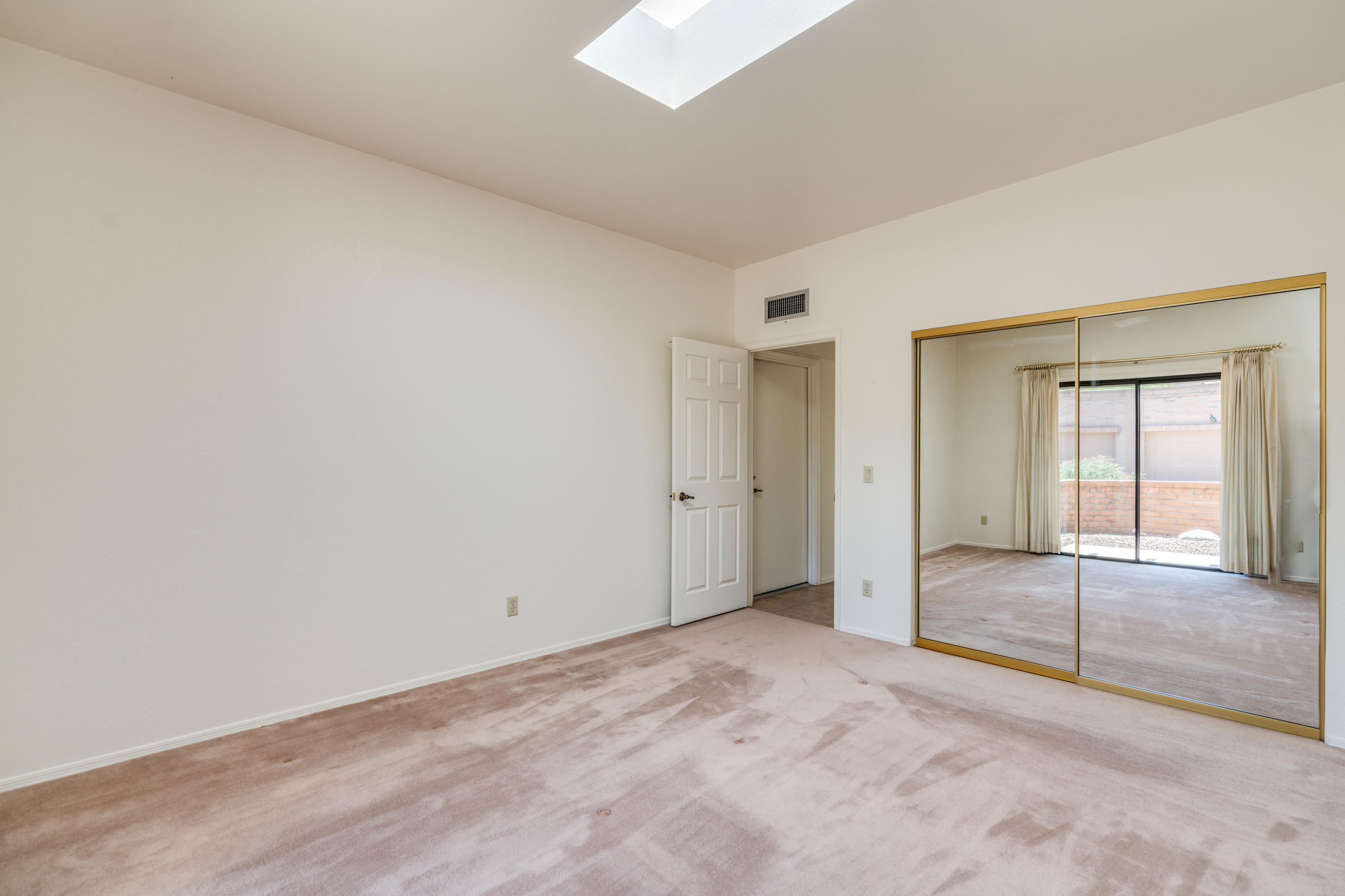 5265 N Strada de Rubino