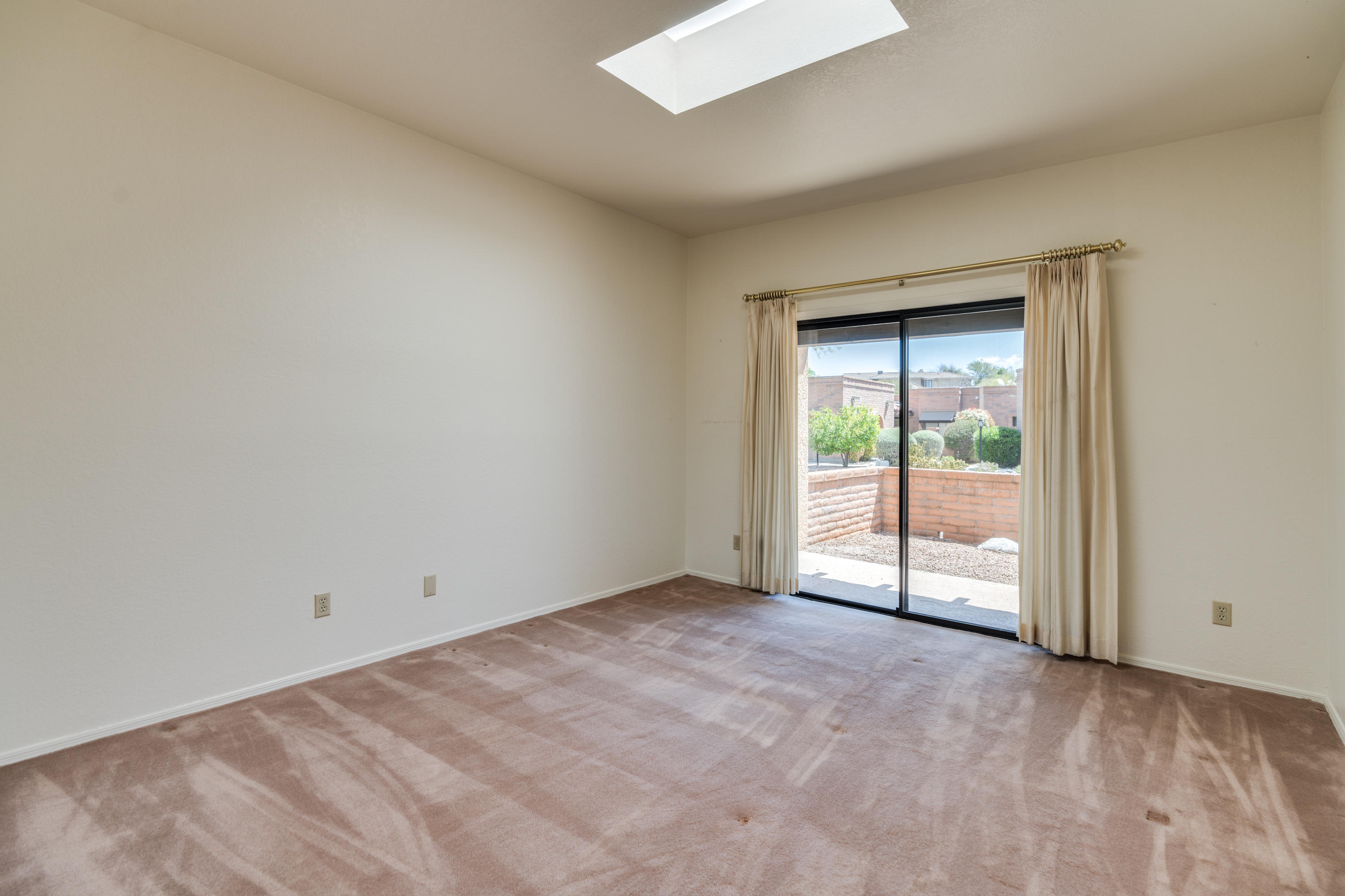 5265 N Strada de Rubino