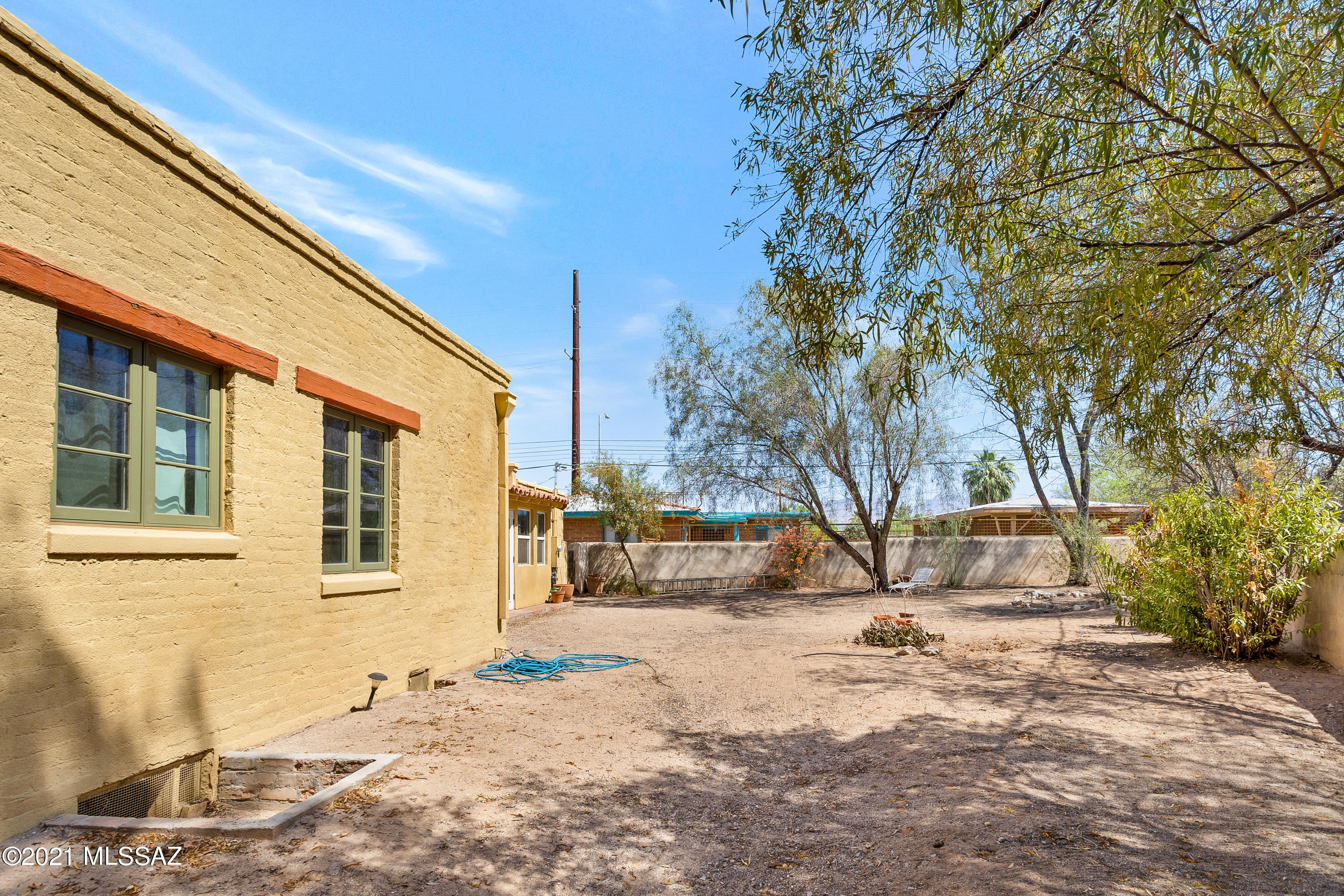 115 S Bryant Avenue