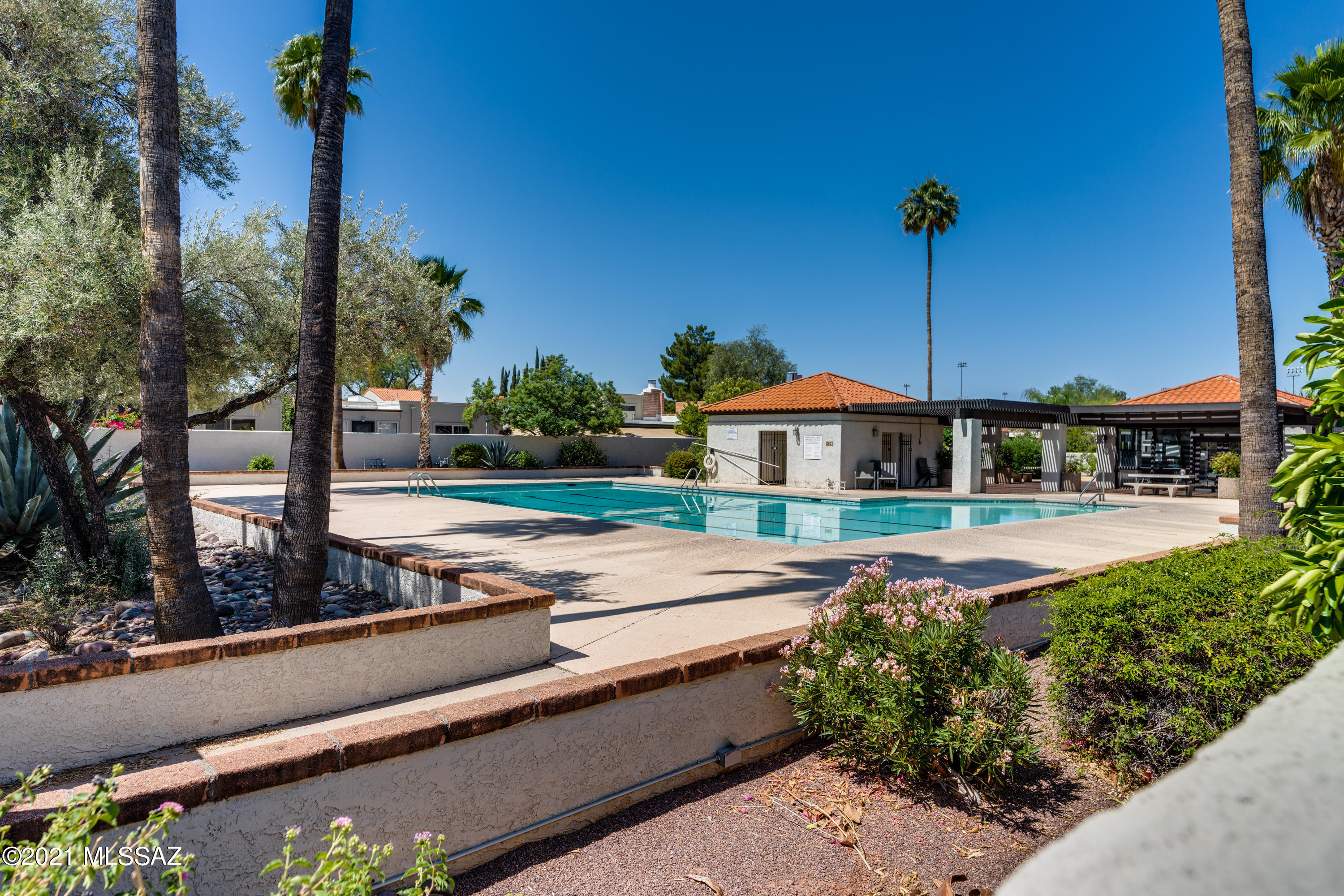 7574 E Camino de Querabi