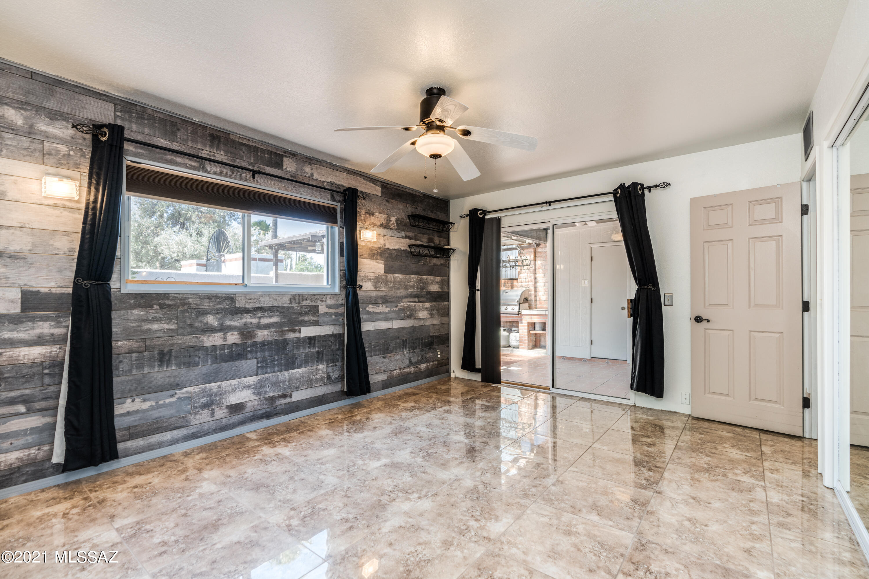 7574 E Camino de Querabi