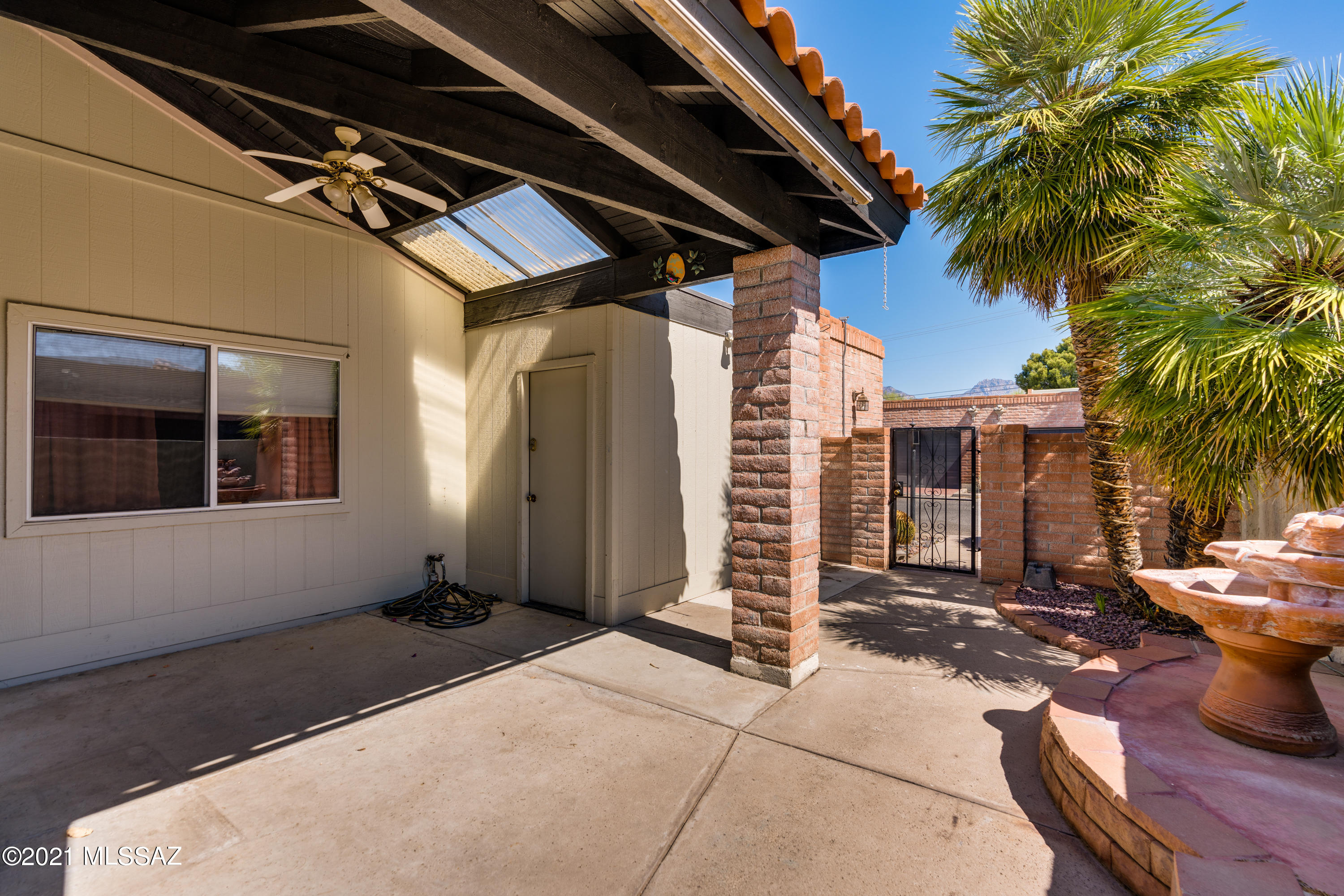 7574 E Camino de Querabi