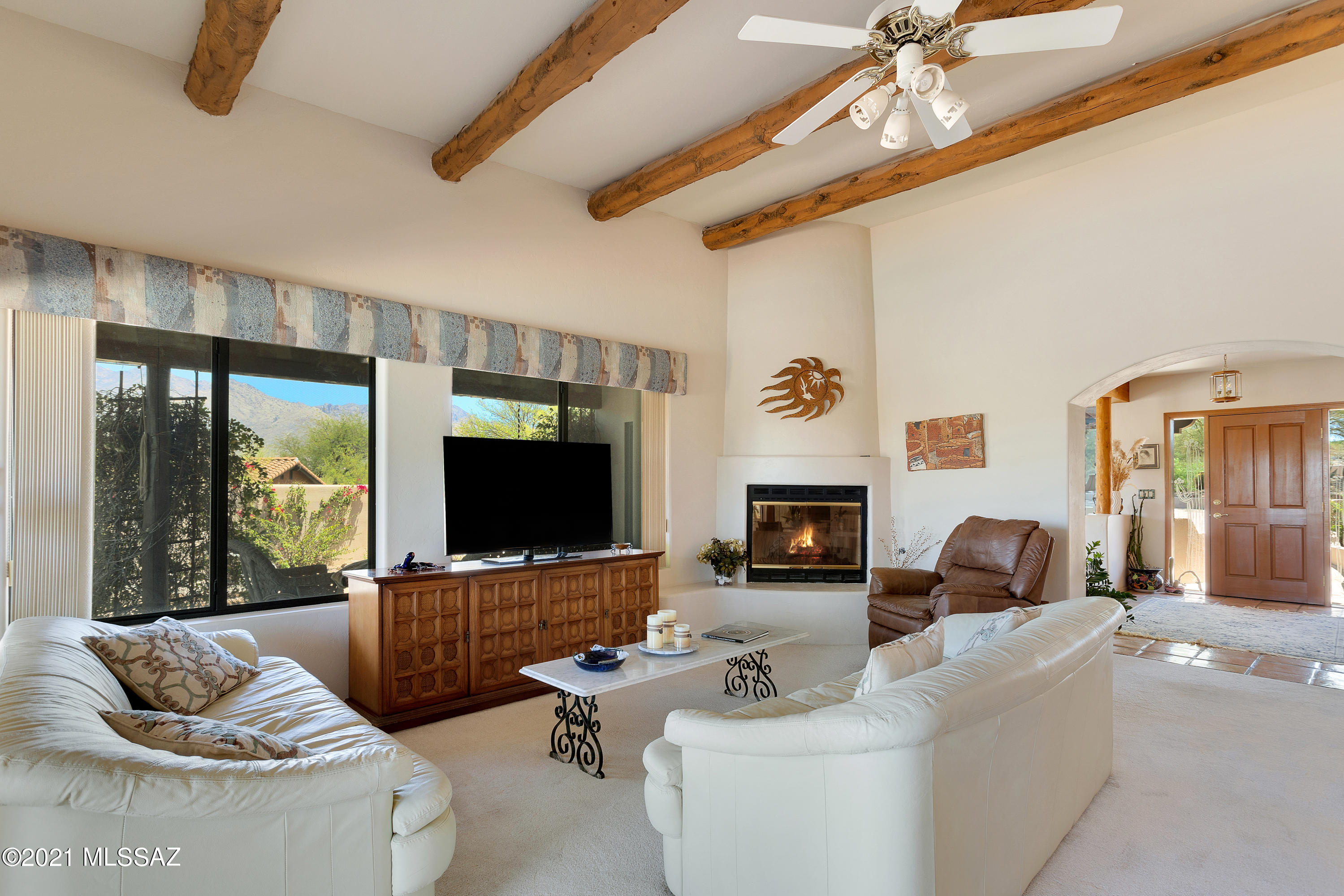 6361 E Valle Di Cadore