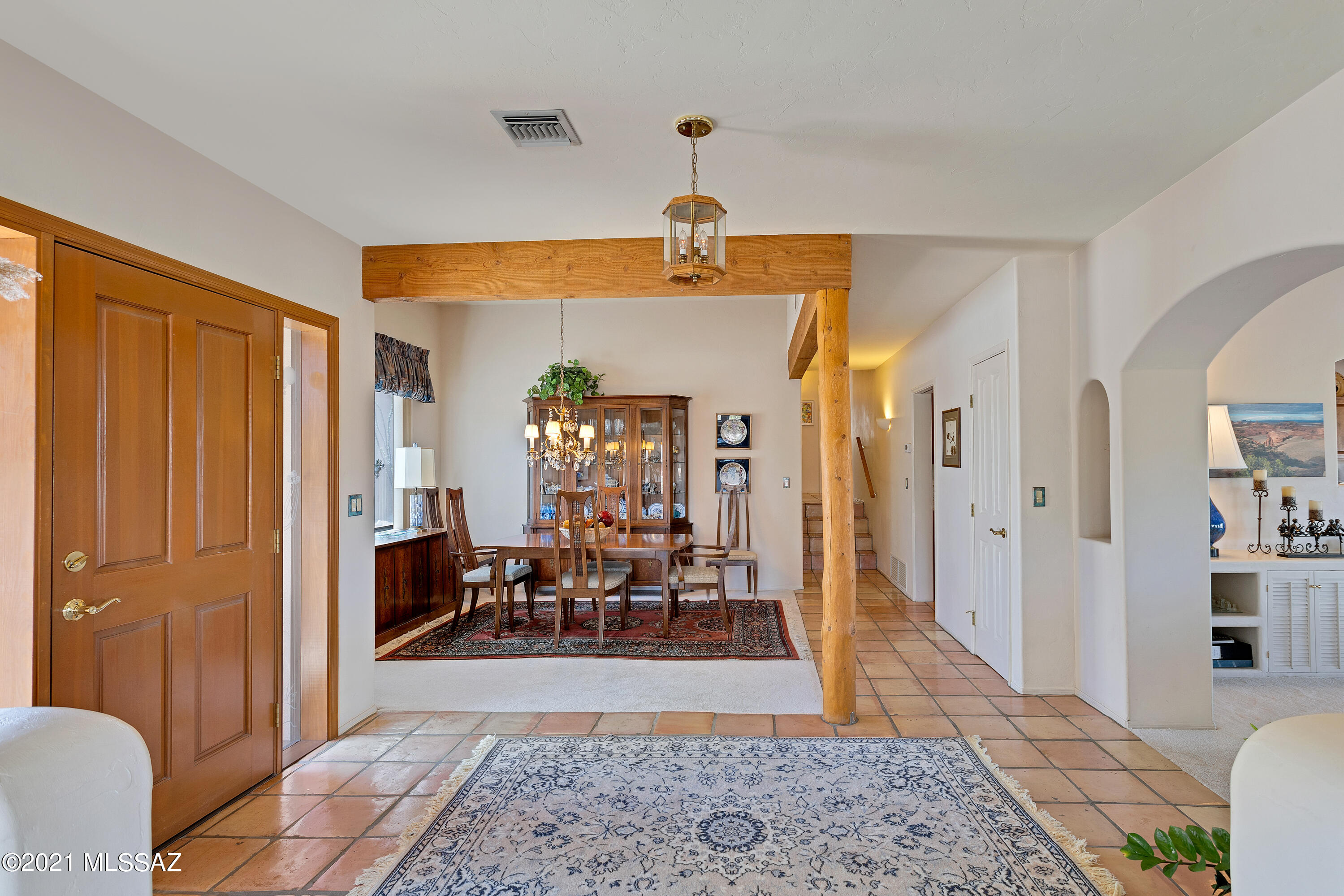 6361 E Valle Di Cadore