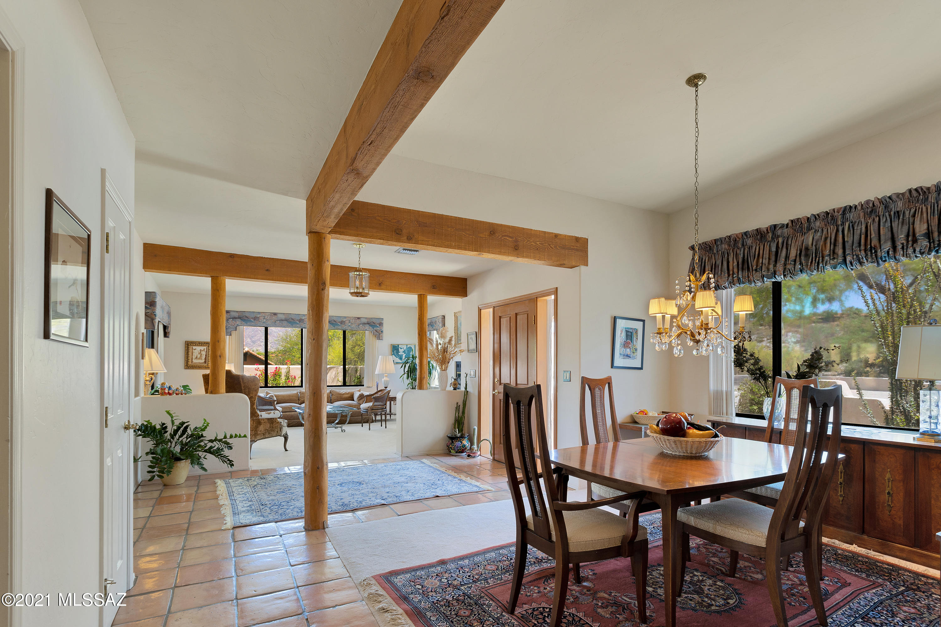 6361 E Valle Di Cadore