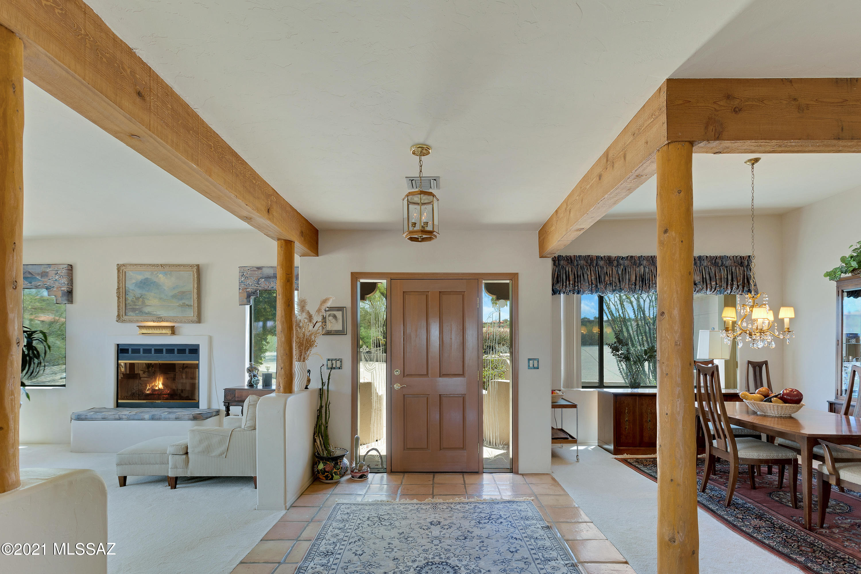 6361 E Valle Di Cadore