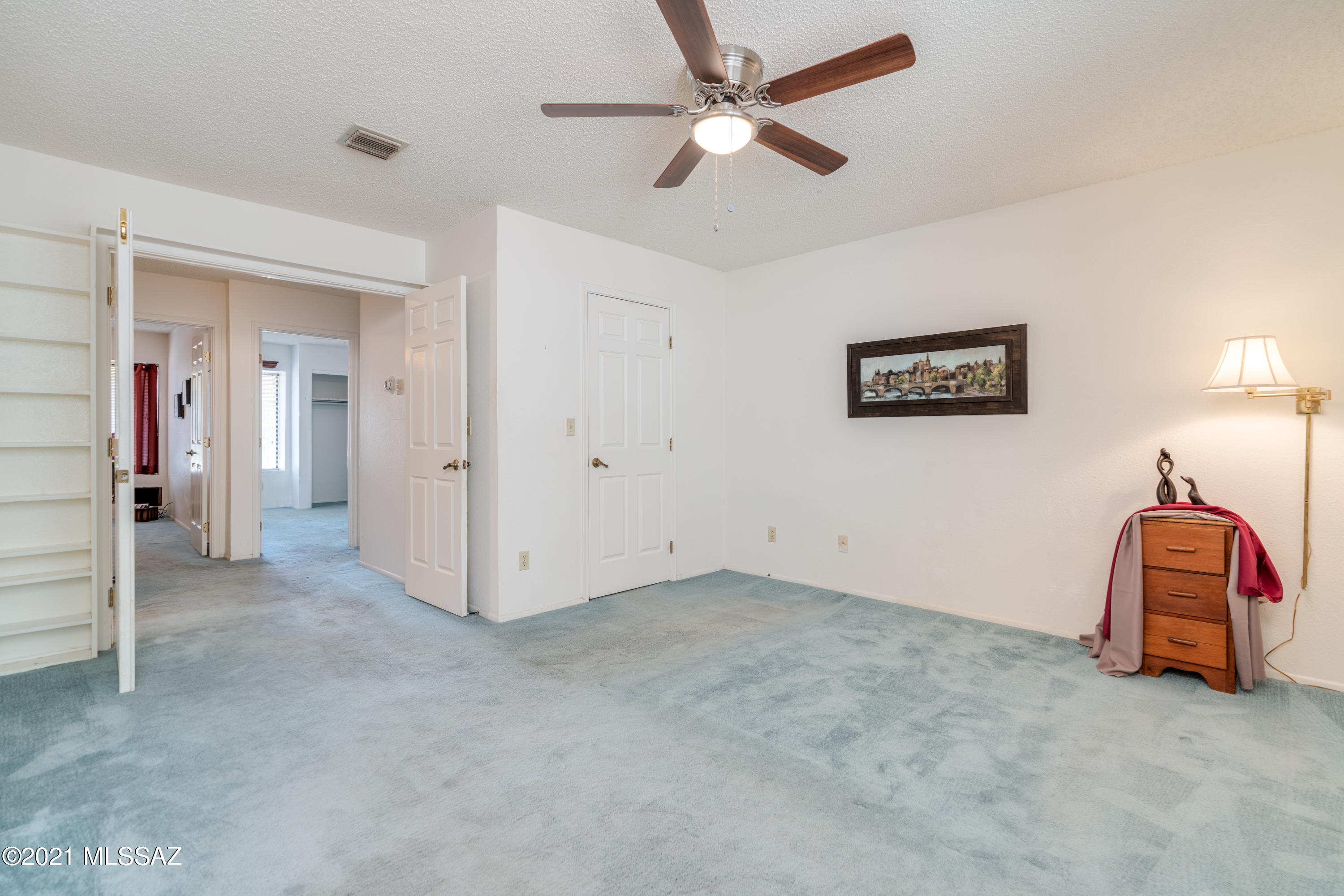 496 S Pemberton Avenue