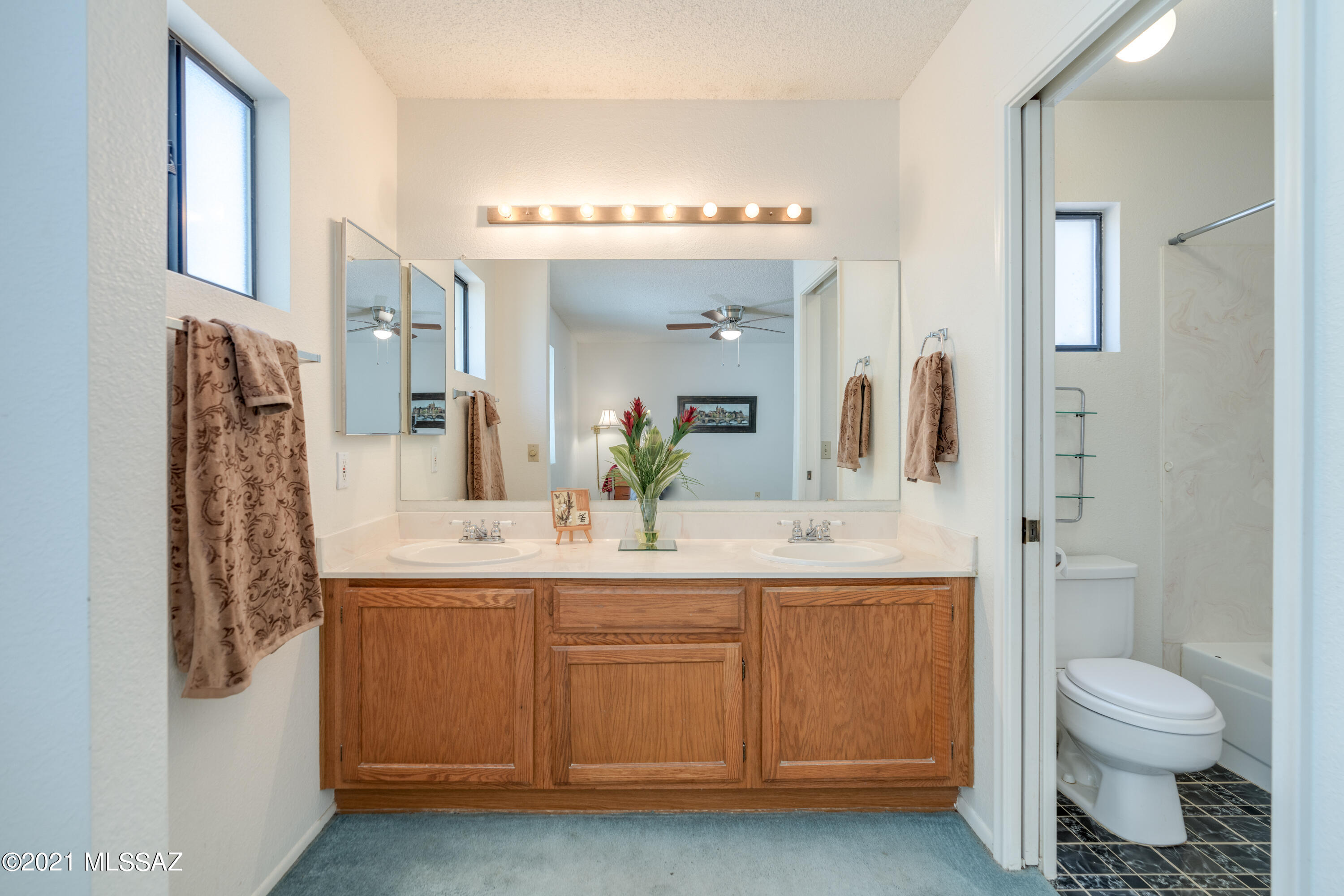 496 S Pemberton Avenue