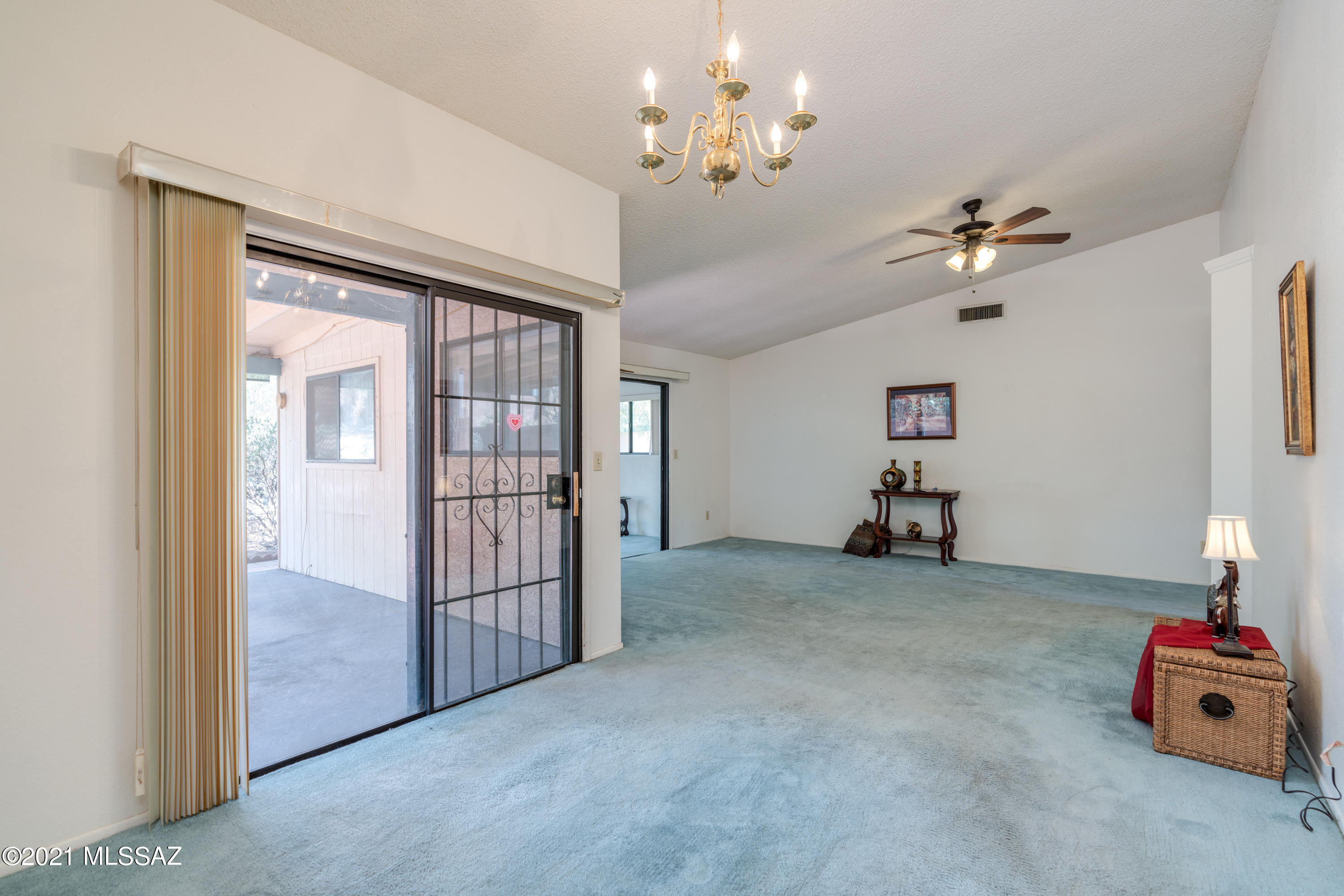 496 S Pemberton Avenue