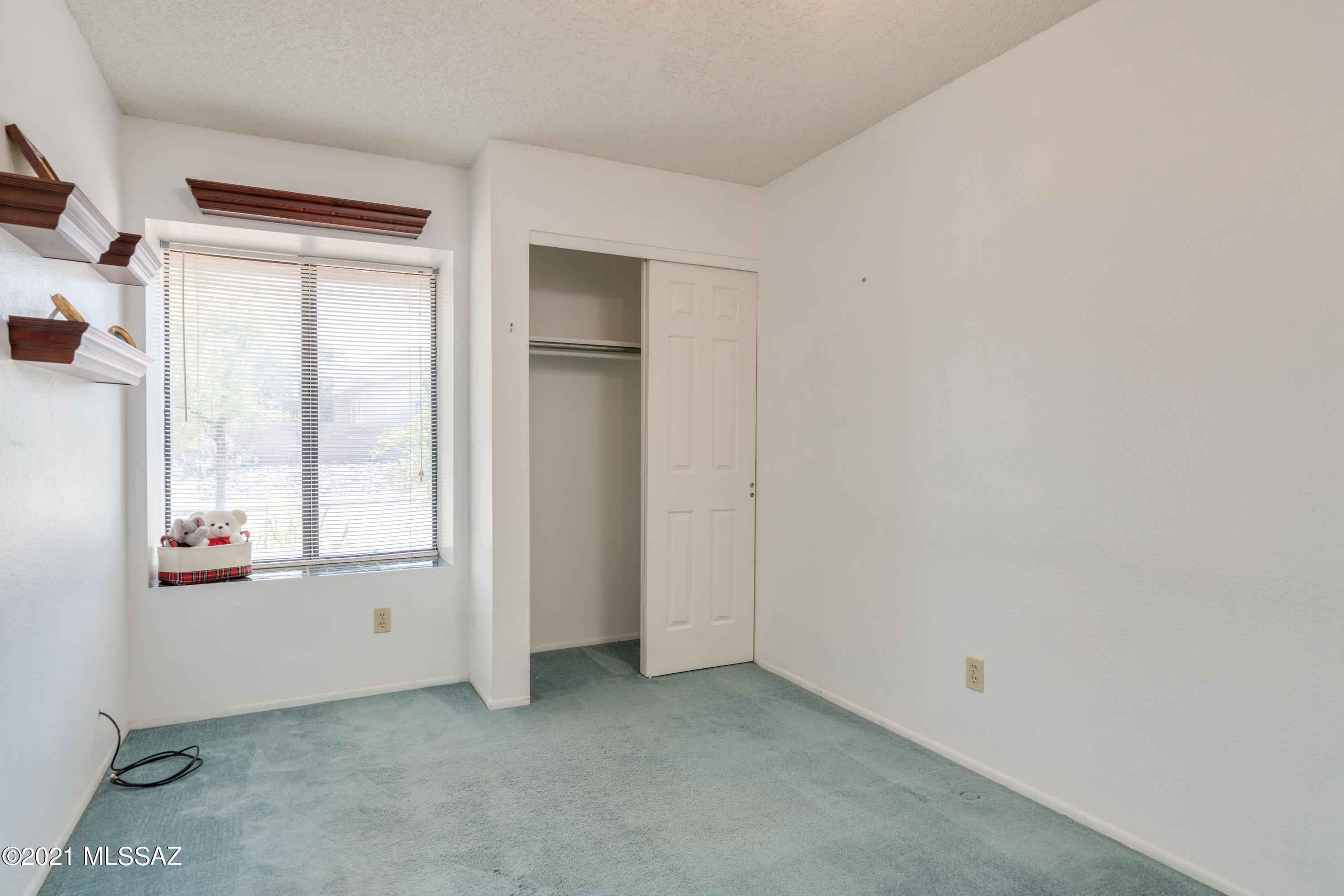 496 S Pemberton Avenue