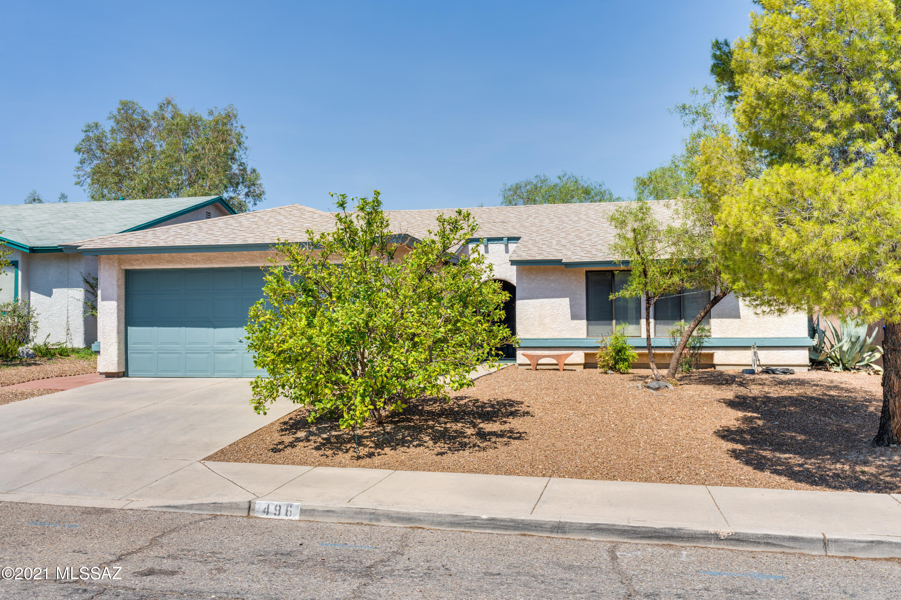 496 S Pemberton Avenue