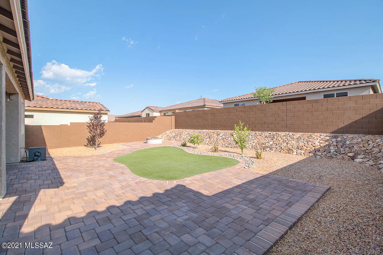 10246 E Boulder Hop Trail