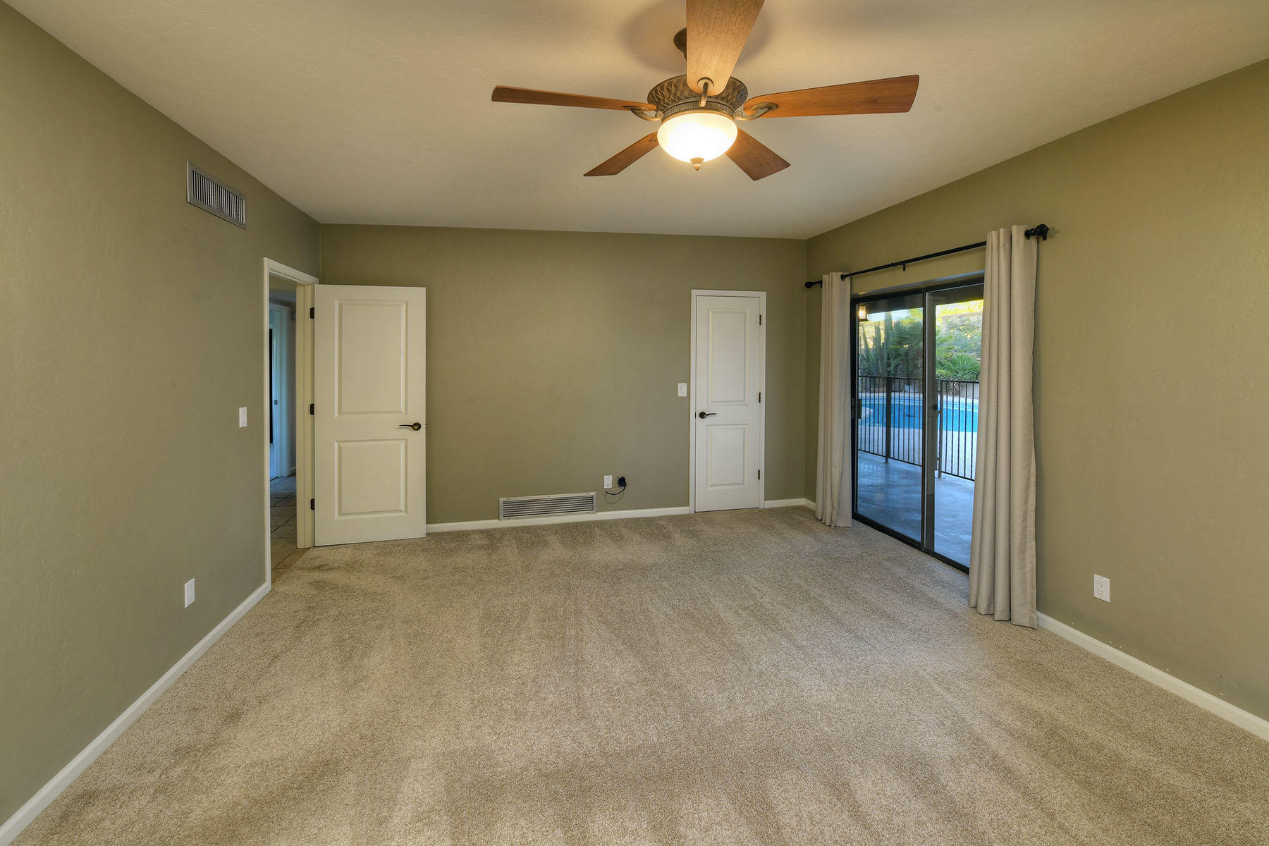 4062 N Calle Vista Ciudad